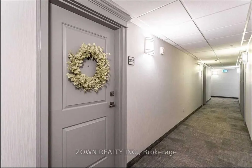 Photo 2 of Unit 222, 35 Southshore Crescent, Hamilton, Lakeshore — HOMEH