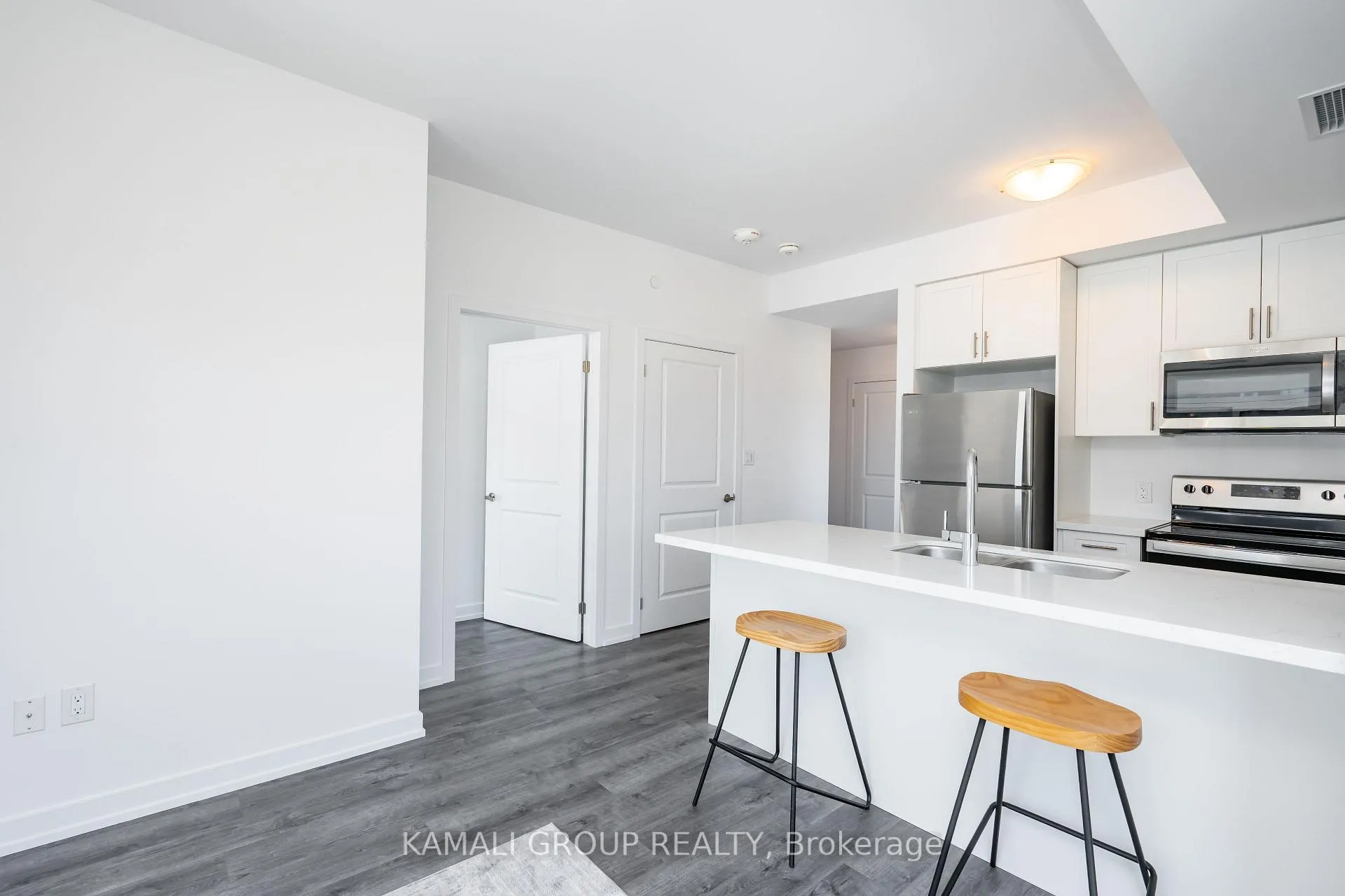 Photo 12 of Unit 221, 470 Dundas Street E, Hamilton, Waterdown — HOMEH