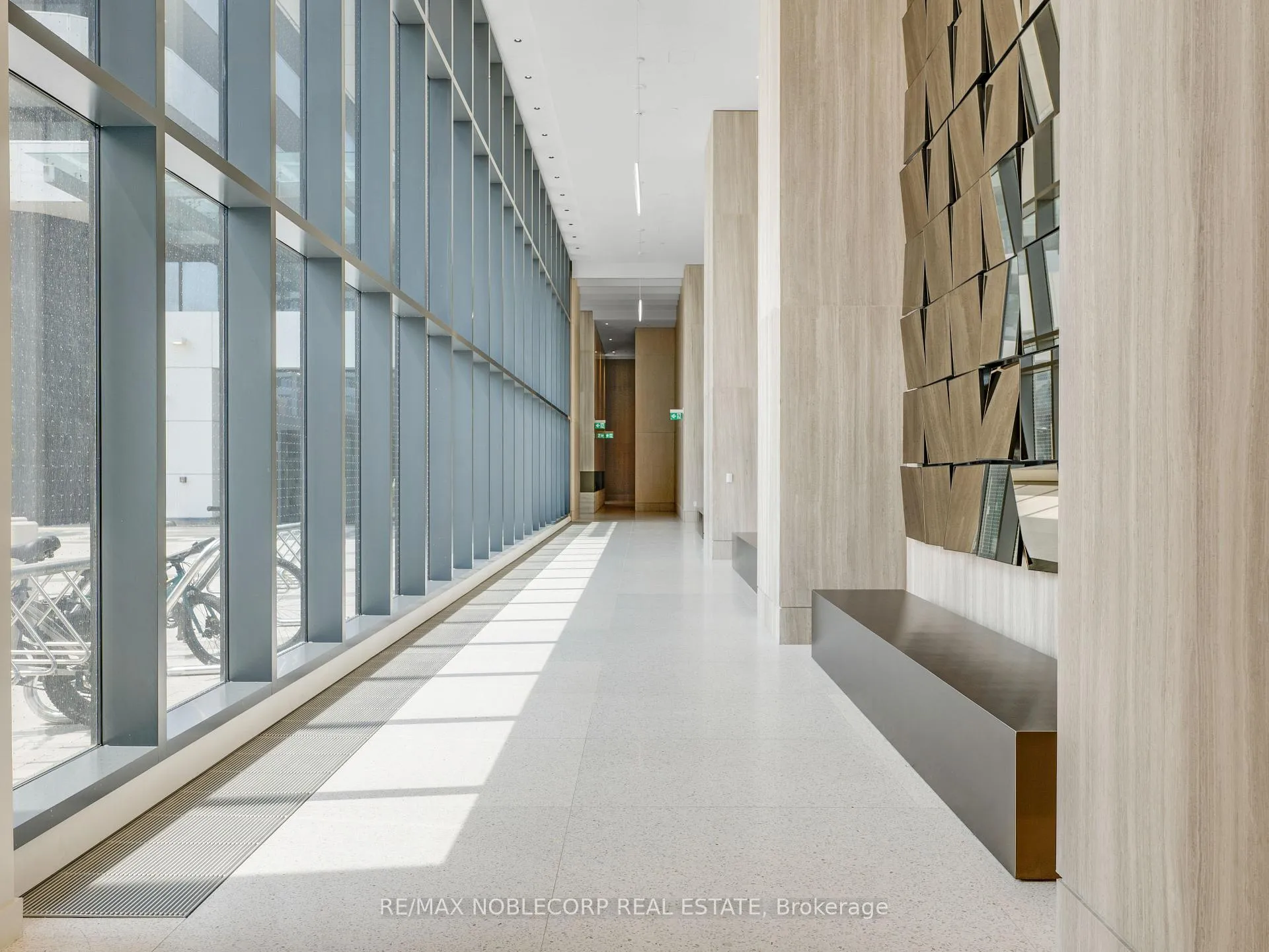 Photo 3 of Unit 5012, 225 Commerce Street, Vaughan, Vaughan Corporate Centre — HOMEH