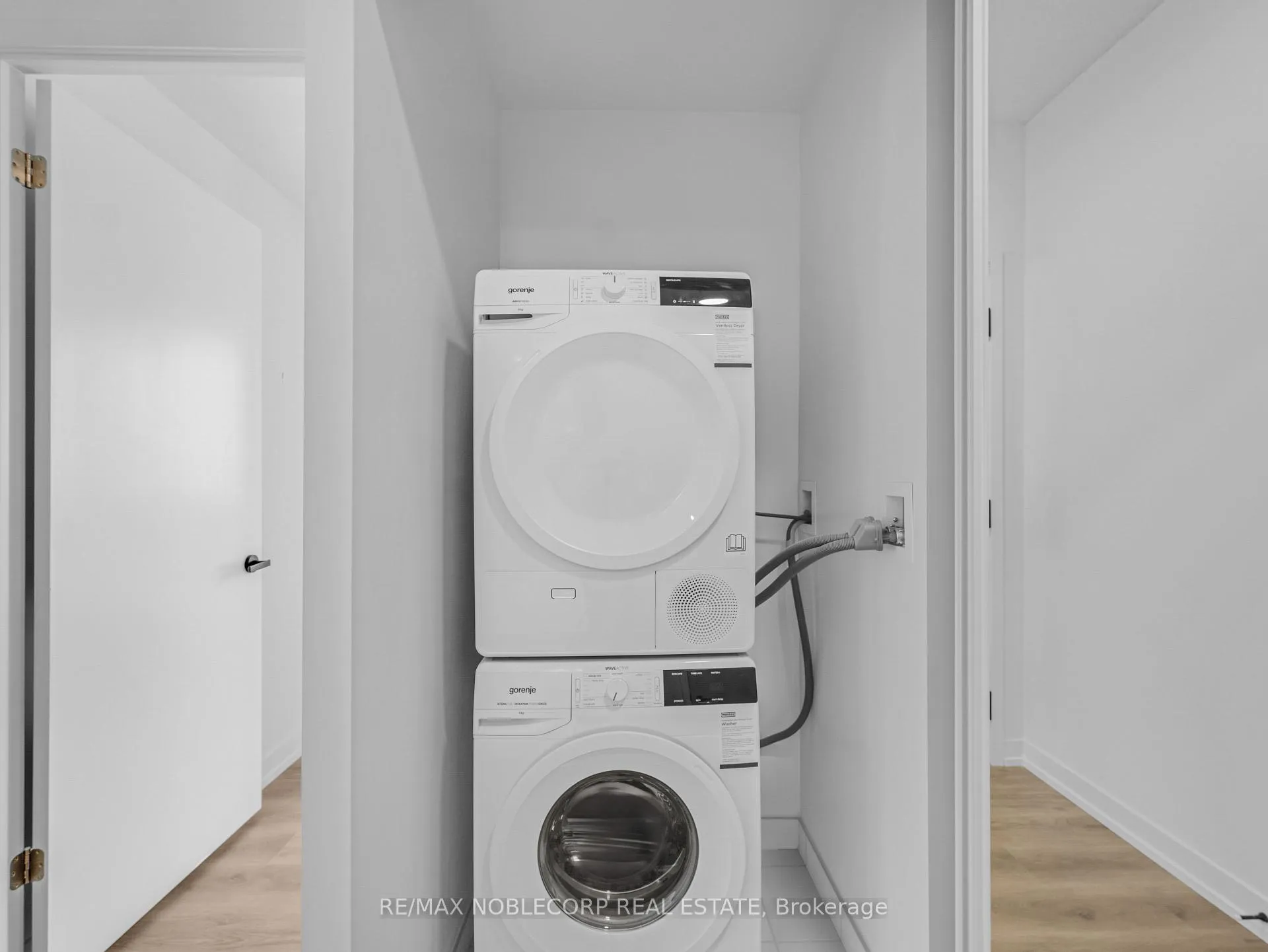 Photo 9 of Unit 5012, 225 Commerce Street, Vaughan, Vaughan Corporate Centre — HOMEH