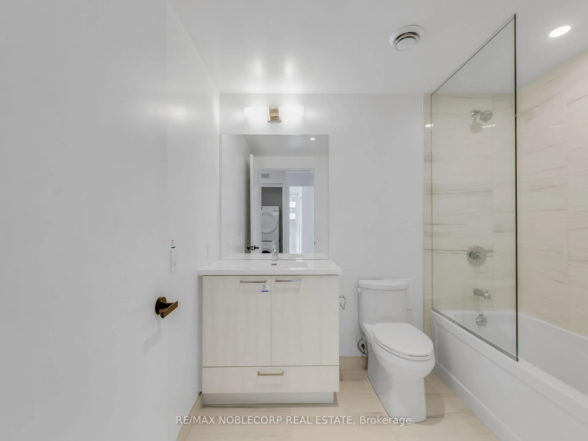 Photo 10 of Unit 5012, 225 Commerce Street, Vaughan, Vaughan Corporate Centre — HOMEH