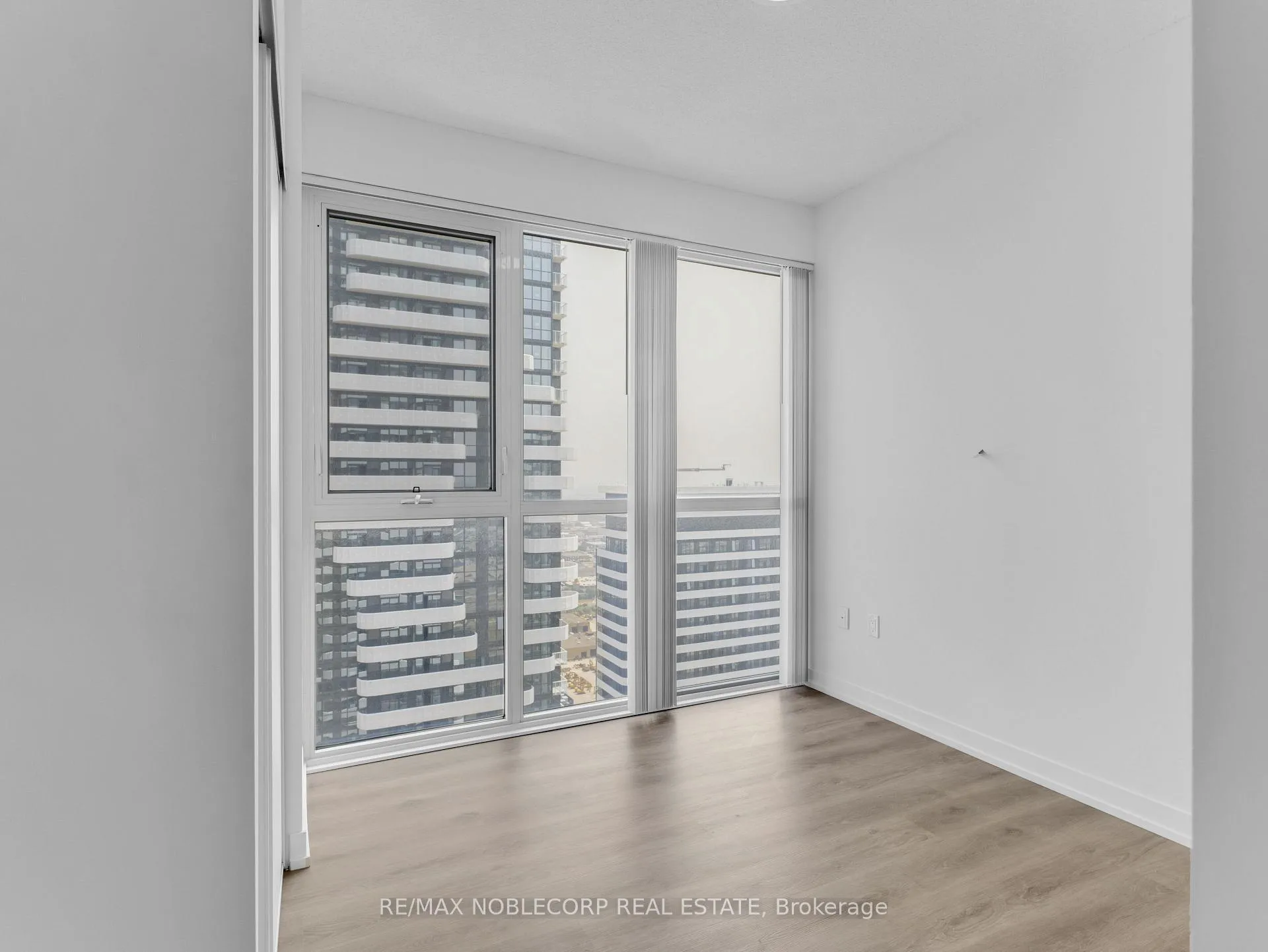 Photo 24 of Unit 5012, 225 Commerce Street, Vaughan, Vaughan Corporate Centre — HOMEH