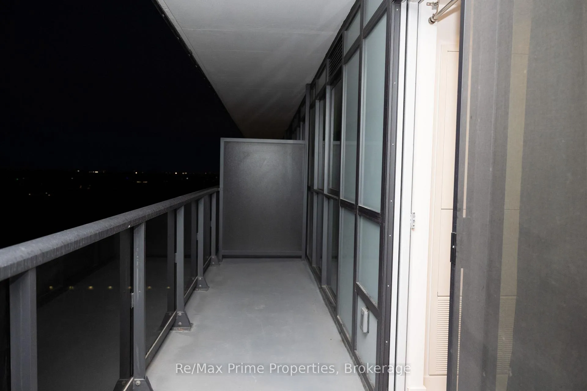 Photo 3 of Unit 721, 2545 Simcoe Street, Oshawa, Windfields — HOMEH
