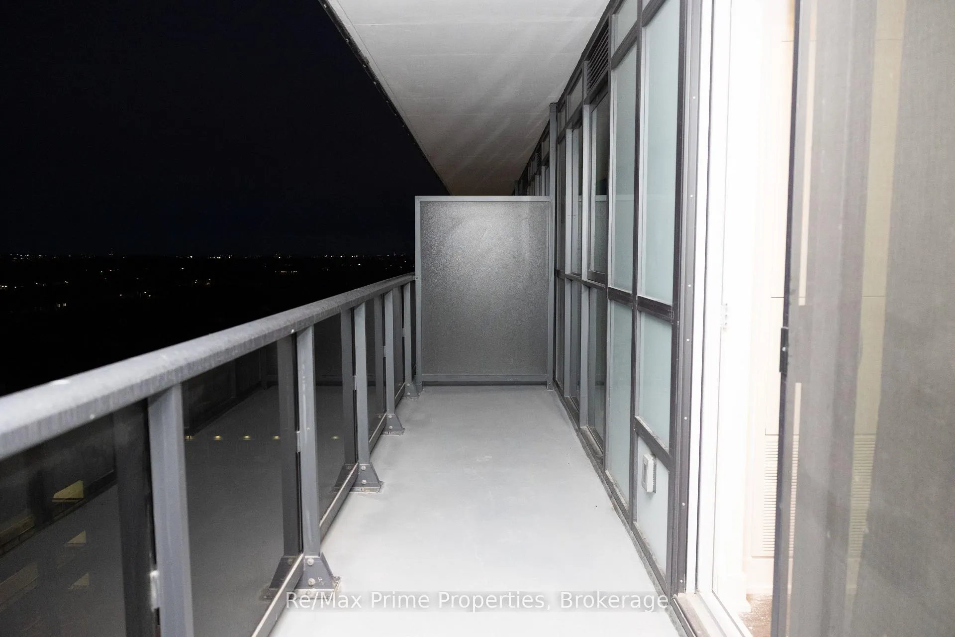 Photo 4 of Unit 721, 2545 Simcoe Street, Oshawa, Windfields — HOMEH