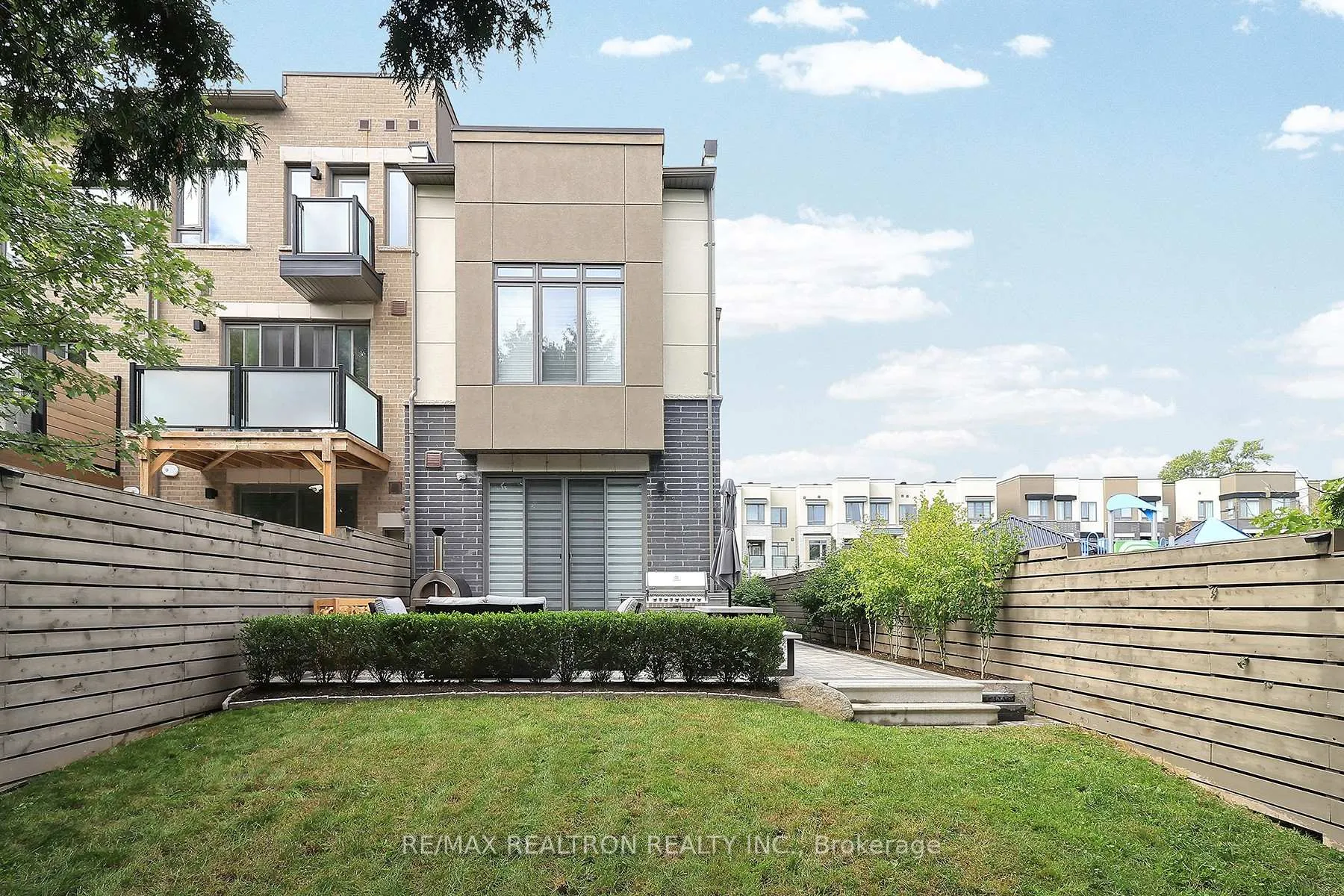 Photo 35 of 27 Harold Lawrie Lane, Markham, Thornhill — HOMEH
