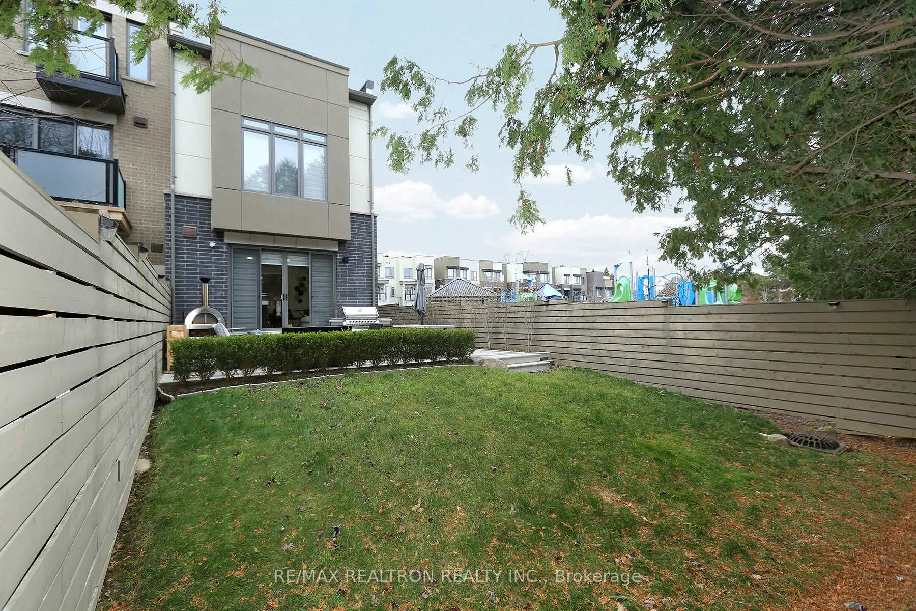 Photo 36 of 27 Harold Lawrie Lane, Markham, Thornhill — HOMEH