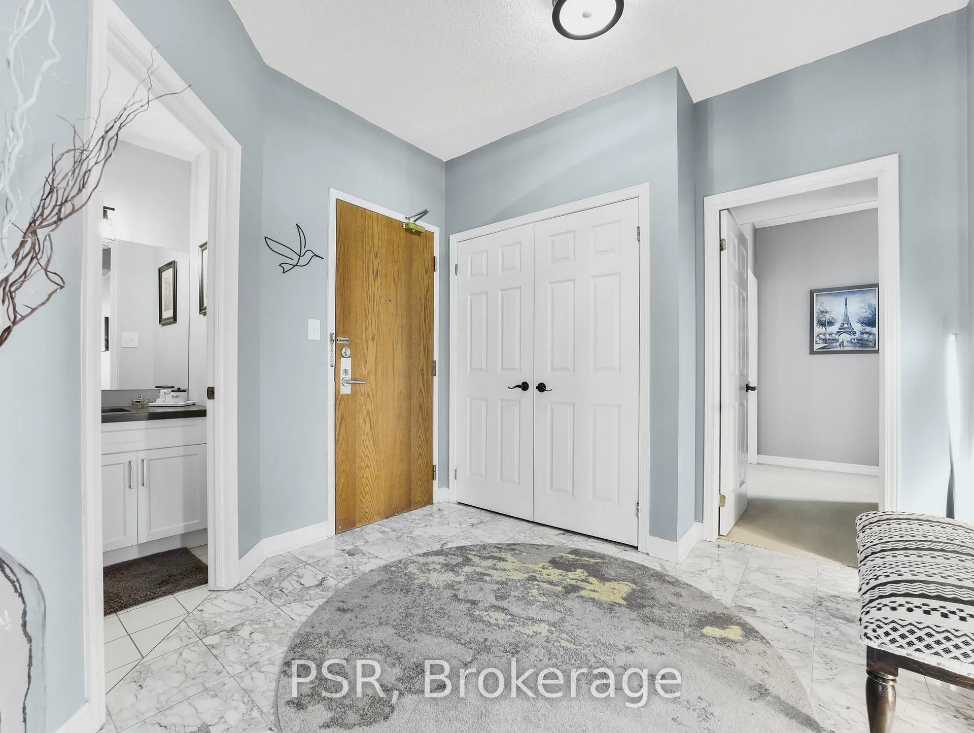 Photo 3 of Unit 17D, 67 Caroline Street S, Hamilton, Durand — HOMEH