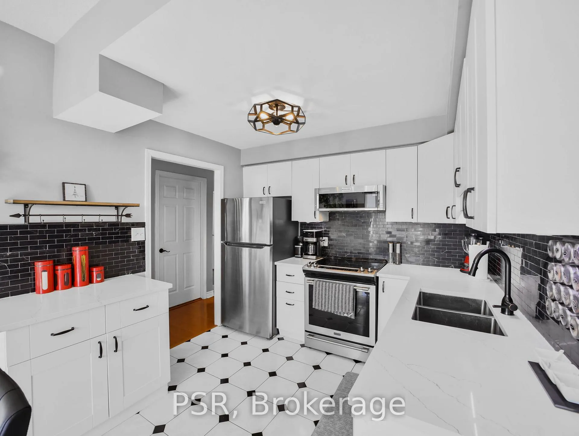 Photo 13 of Unit 17D, 67 Caroline Street S, Hamilton, Durand — HOMEH