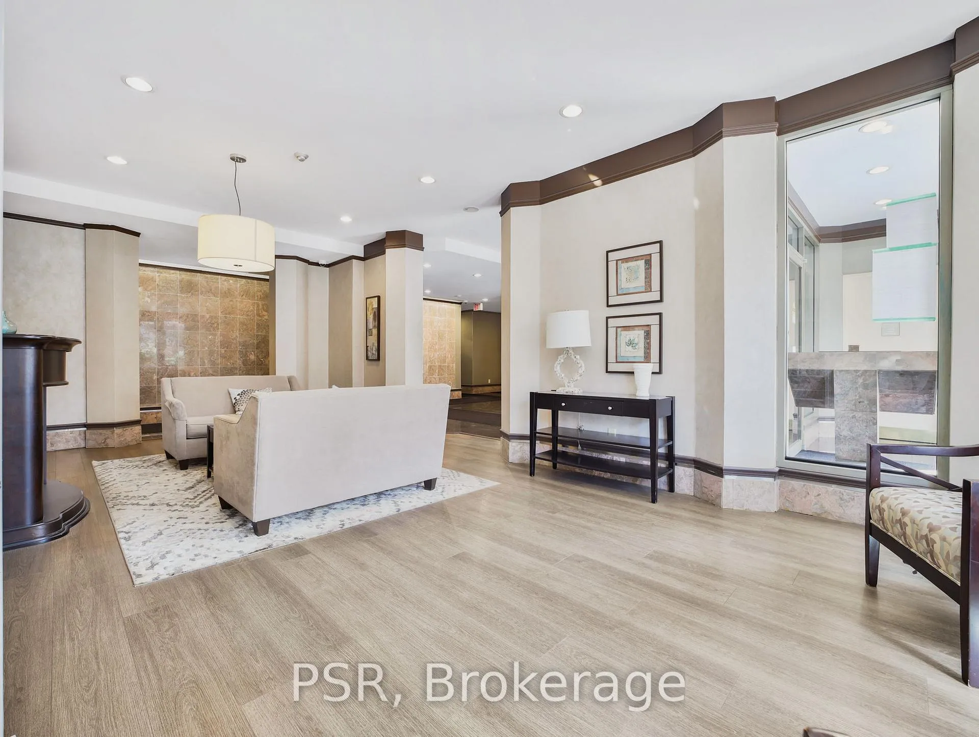 Photo 32 of Unit 17D, 67 Caroline Street S, Hamilton, Durand — HOMEH