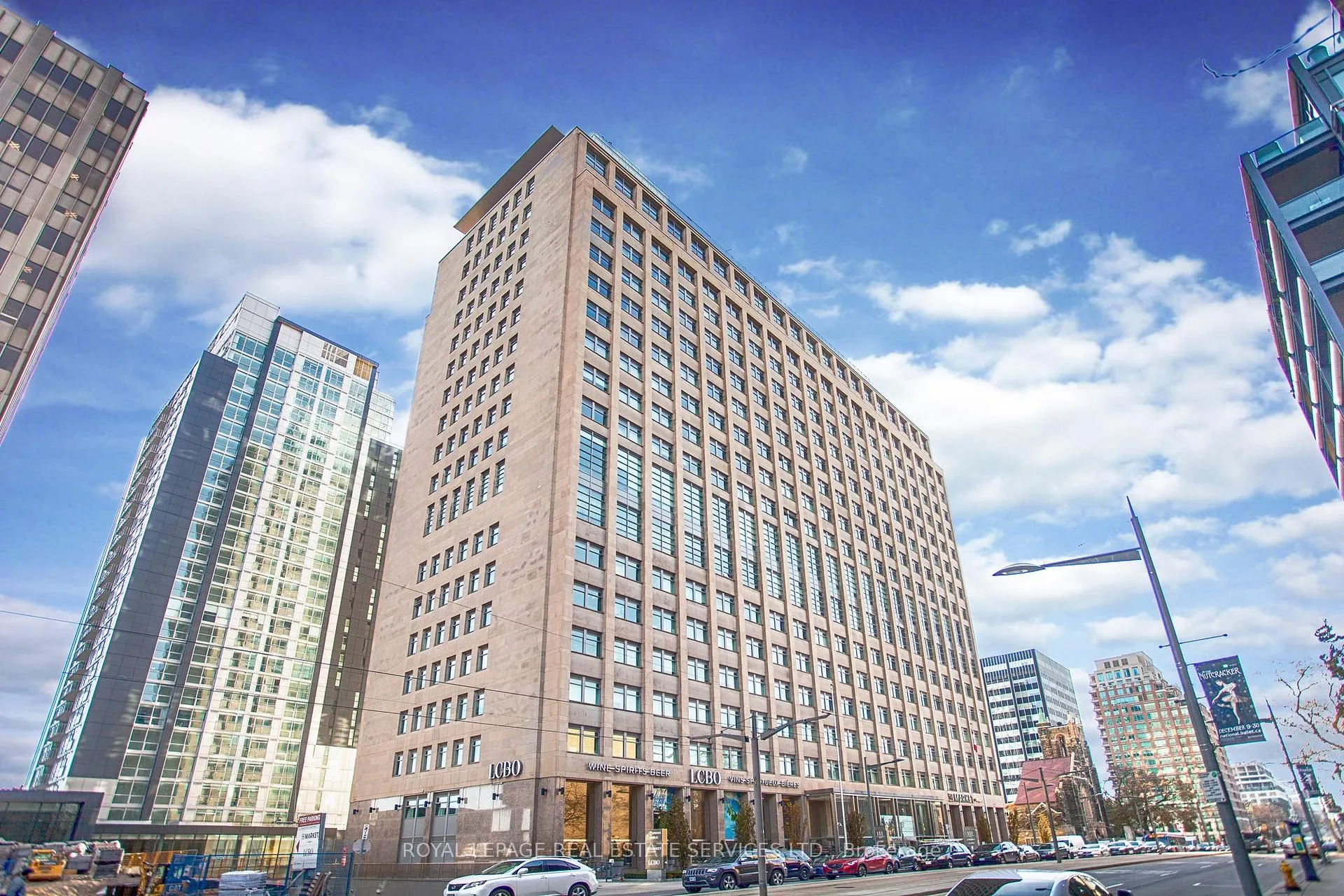 Photo 1 of Unit 1522, 111 St Clair Avenue W, Toronto, Yonge-St. Clair — HOMEH