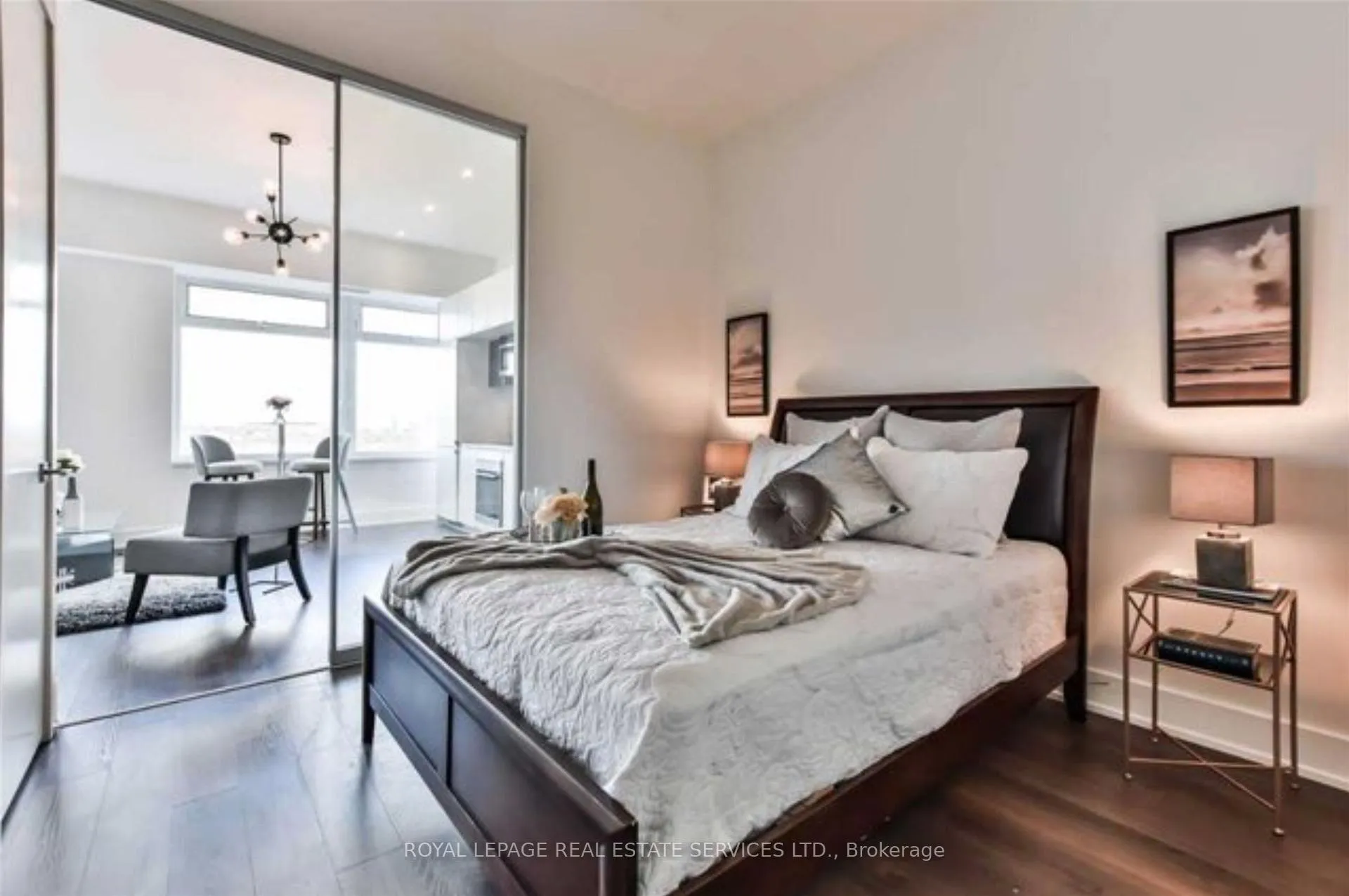 Photo 7 of Unit 1522, 111 St Clair Avenue W, Toronto, Yonge-St. Clair — HOMEH