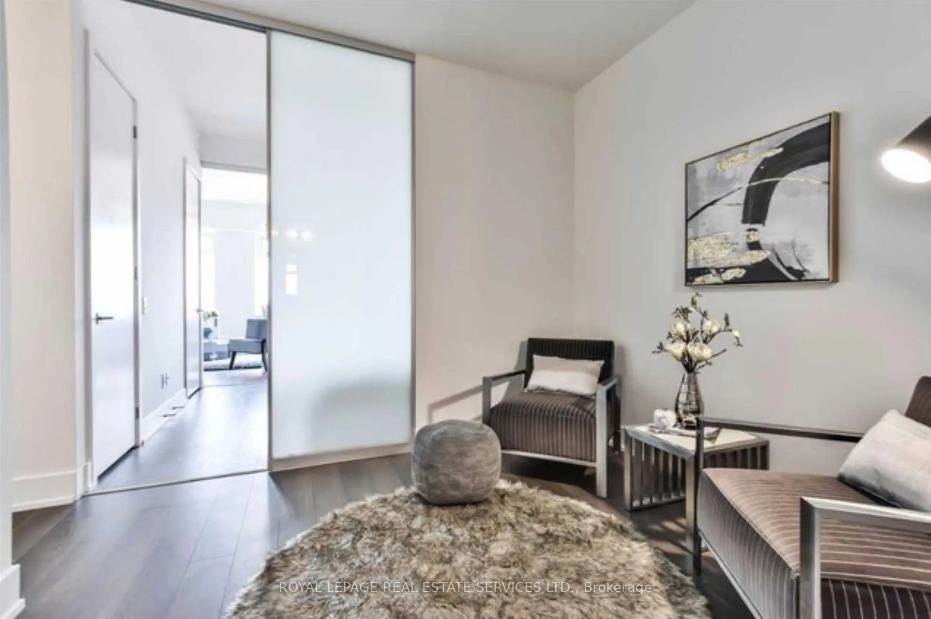 Photo 10 of Unit 1522, 111 St Clair Avenue W, Toronto, Yonge-St. Clair — HOMEH