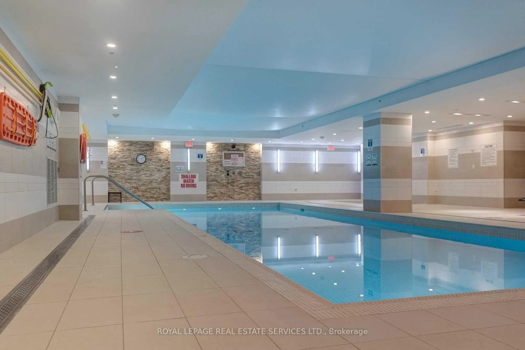 Photo 19 of Unit 1522, 111 St Clair Avenue W, Toronto, Yonge-St. Clair — HOMEH
