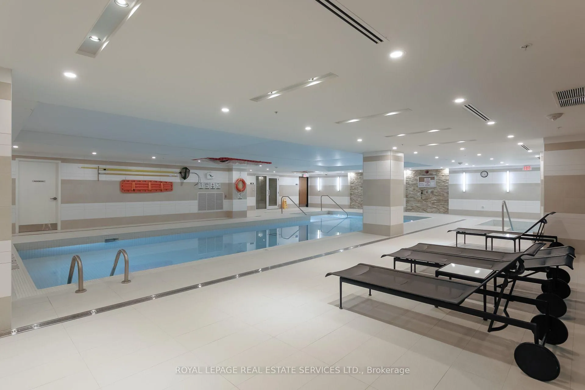 Photo 20 of Unit 1522, 111 St Clair Avenue W, Toronto, Yonge-St. Clair — HOMEH