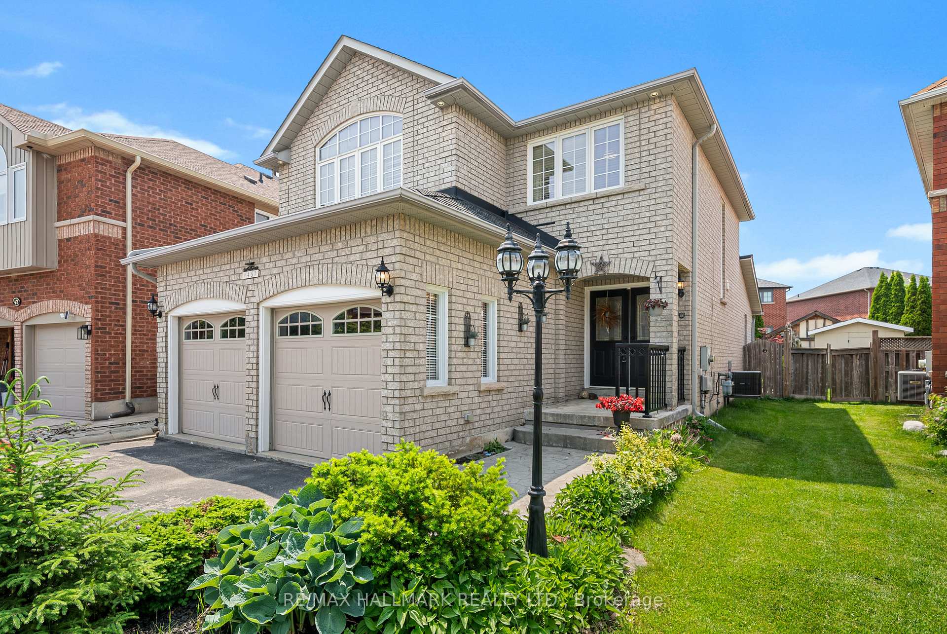 Photo 1 of 45 Terrastone Court, Caledon, Bolton West — HOMEH