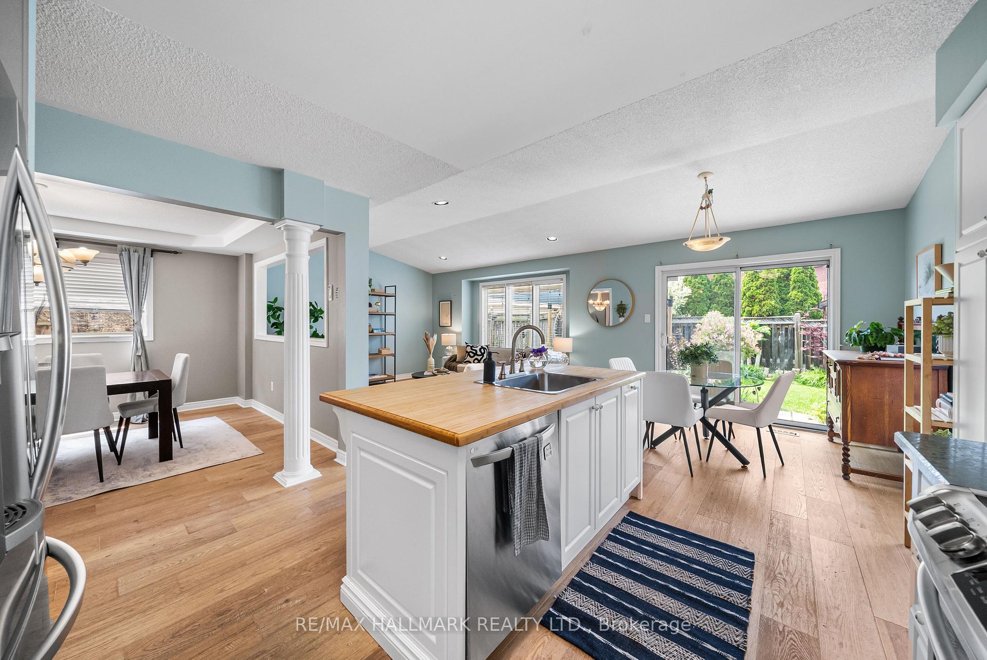 Photo 40 of 45 Terrastone Court, Caledon, Bolton West — HOMEH