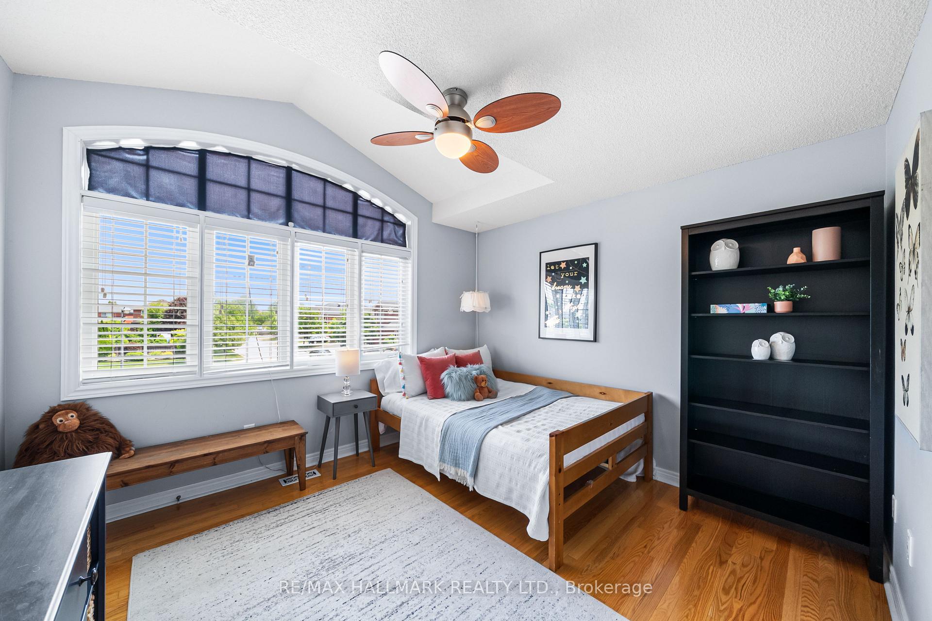 Photo 22 of 45 Terrastone Court, Caledon, Bolton West — HOMEH