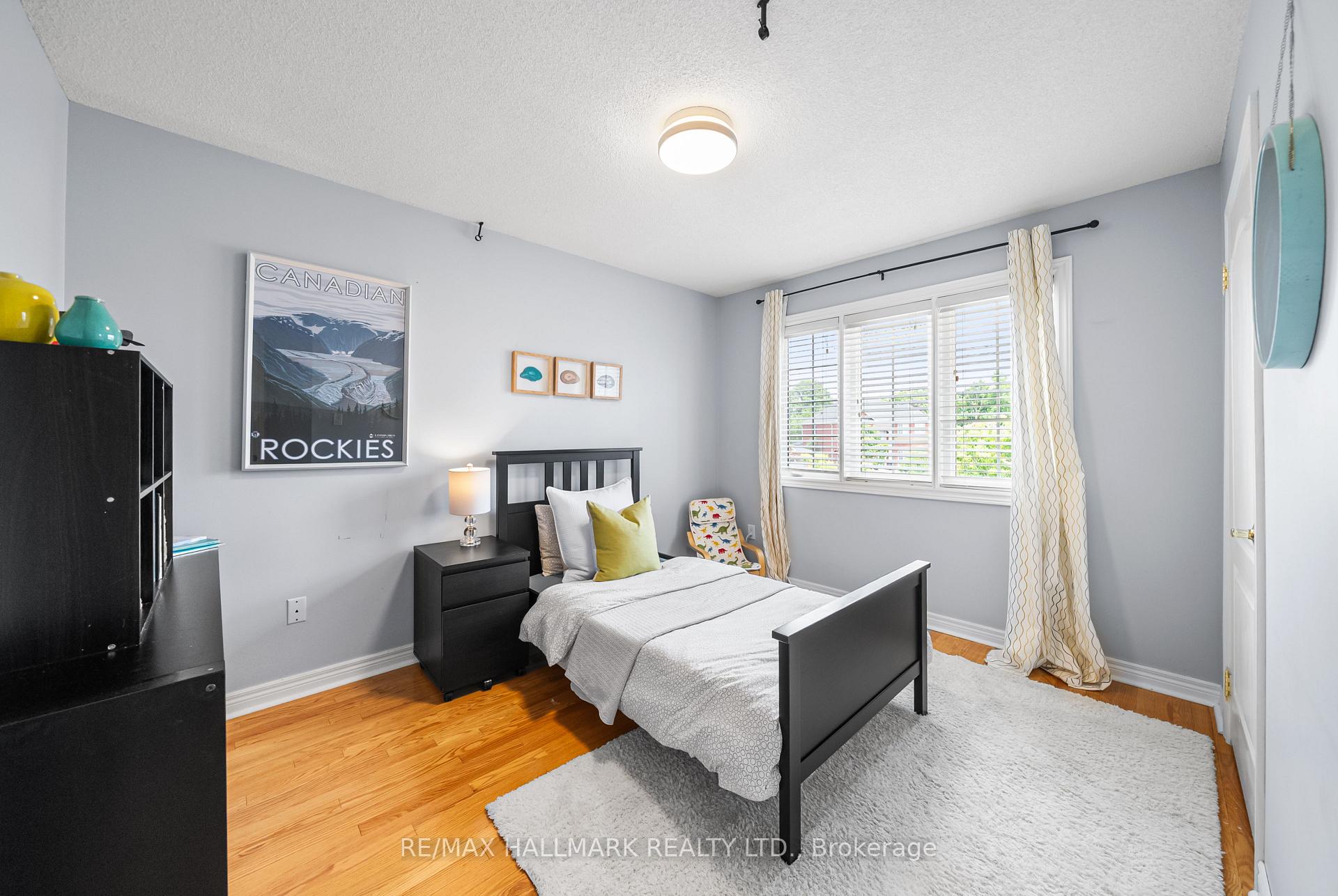 Photo 24 of 45 Terrastone Court, Caledon, Bolton West — HOMEH