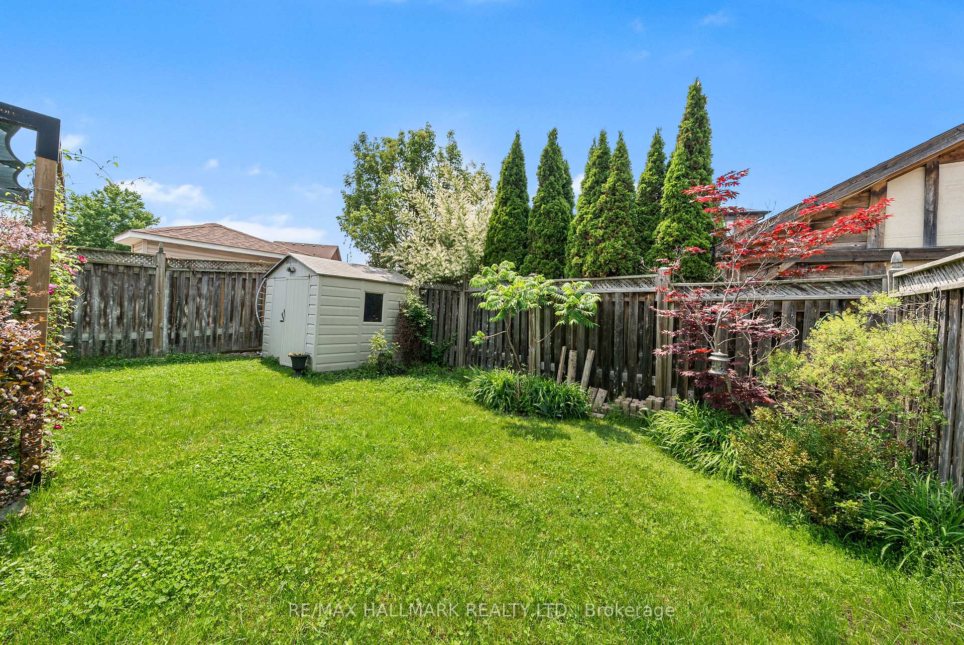 Photo 35 of 45 Terrastone Court, Caledon, Bolton West — HOMEH