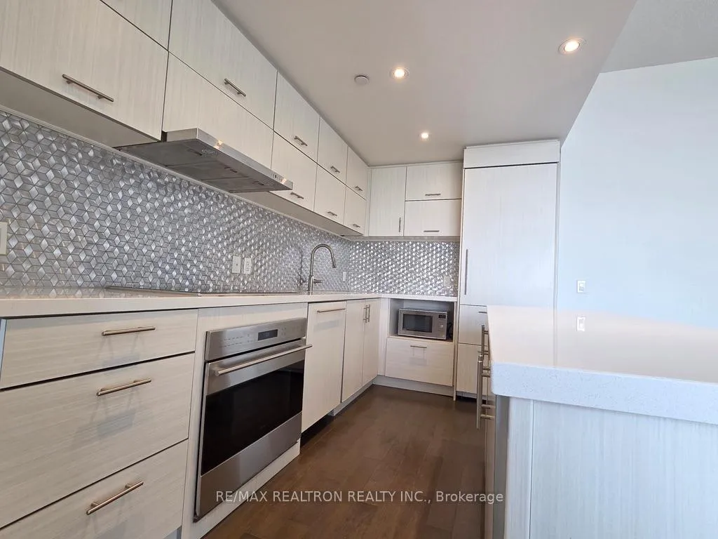 Photo 7 of Unit 1601, 8081 Birchmount Road, Markham, Unionville — HOMEH