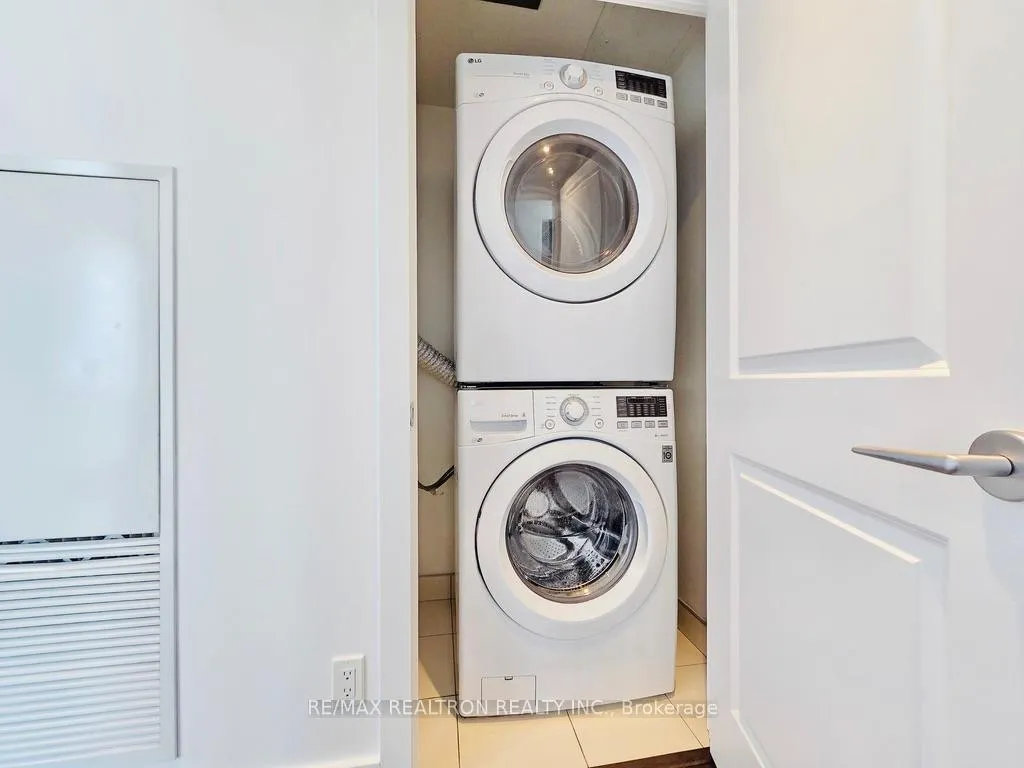 Photo 10 of Unit 1601, 8081 Birchmount Road, Markham, Unionville — HOMEH
