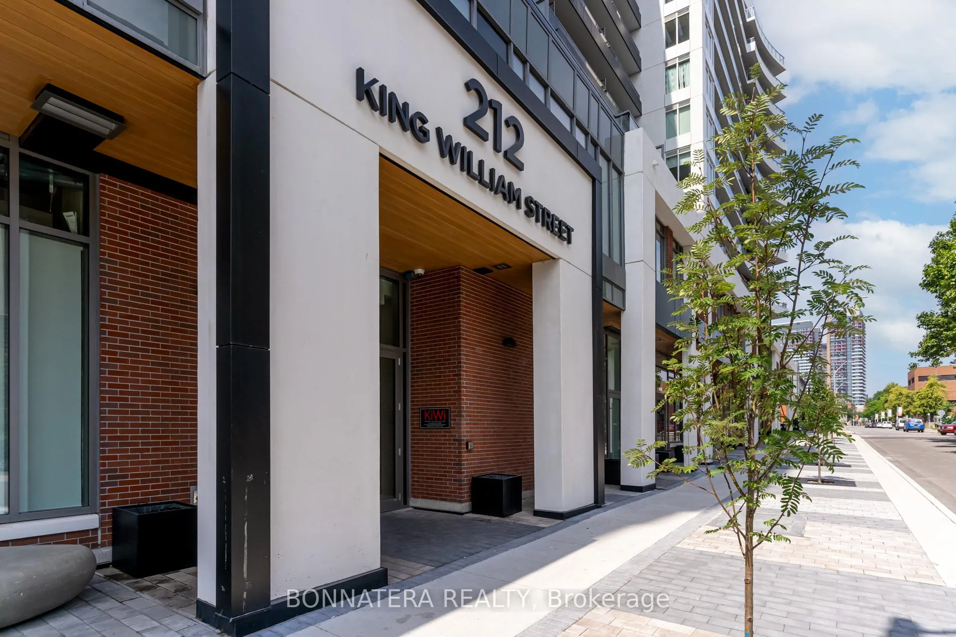 Photo 1 of Unit 1205, 212 King William Street, Hamilton, Beasley — HOMEH