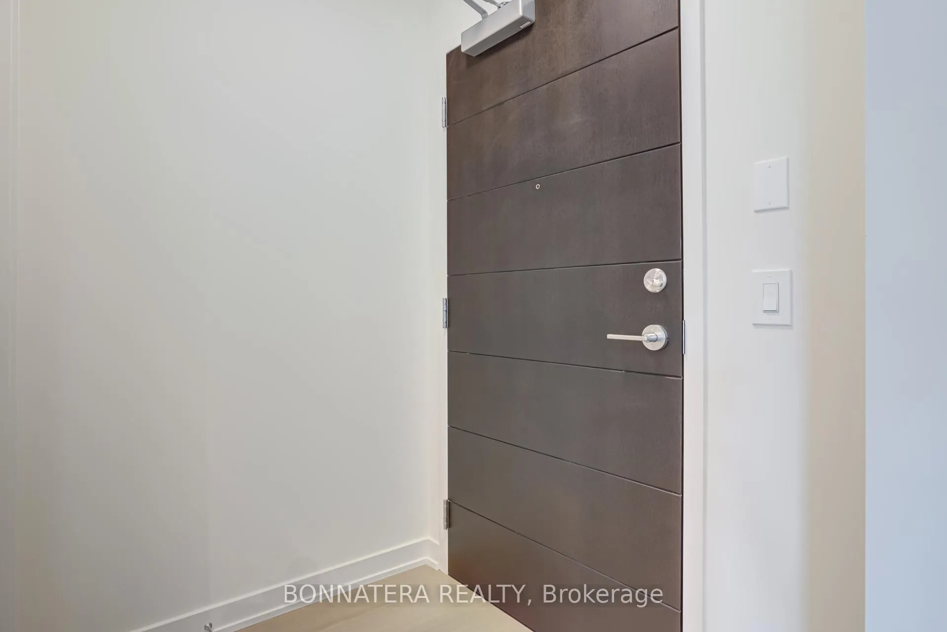 Photo 4 of Unit 1205, 212 King William Street, Hamilton, Beasley — HOMEH