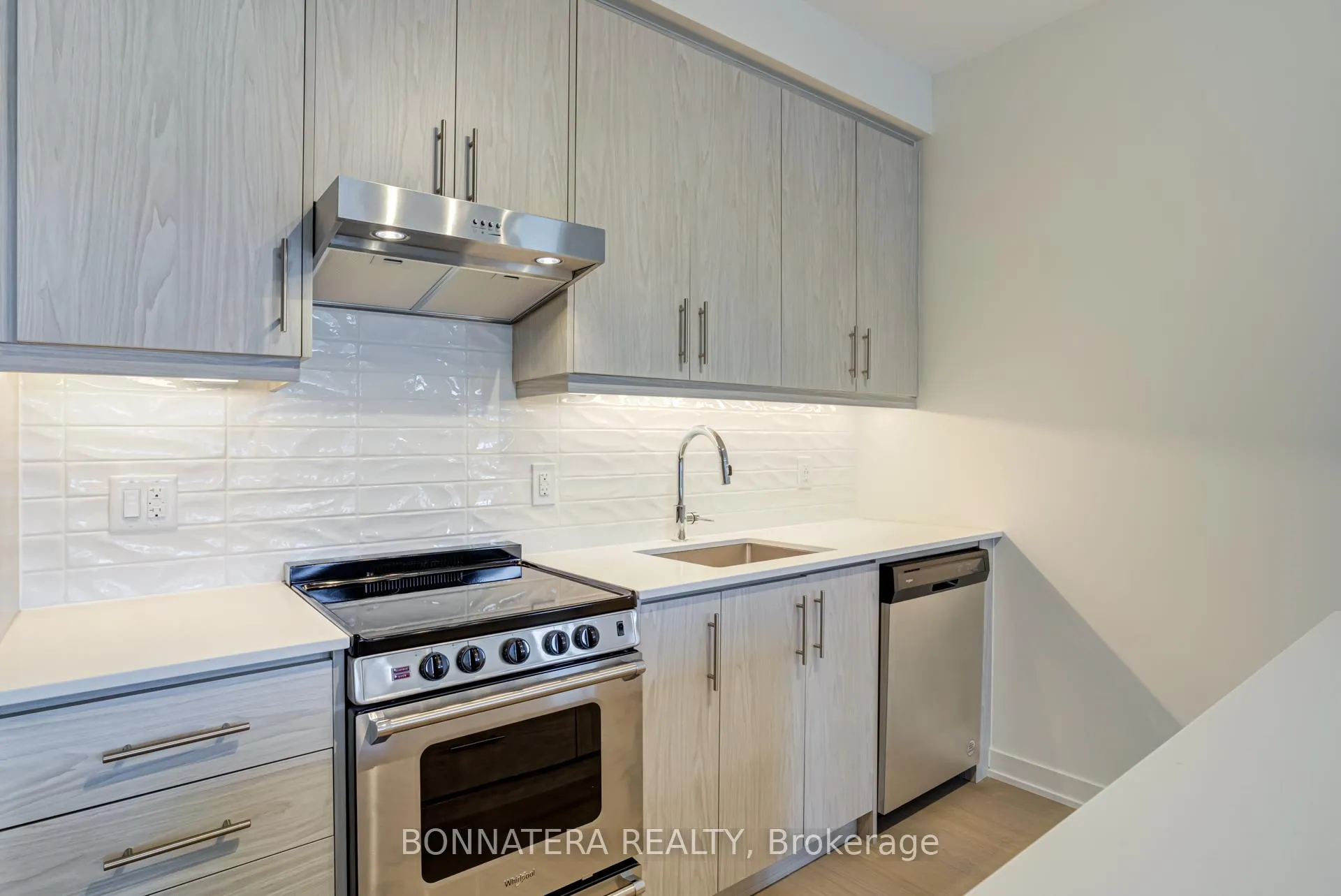 Photo 6 of Unit 1205, 212 King William Street, Hamilton, Beasley — HOMEH