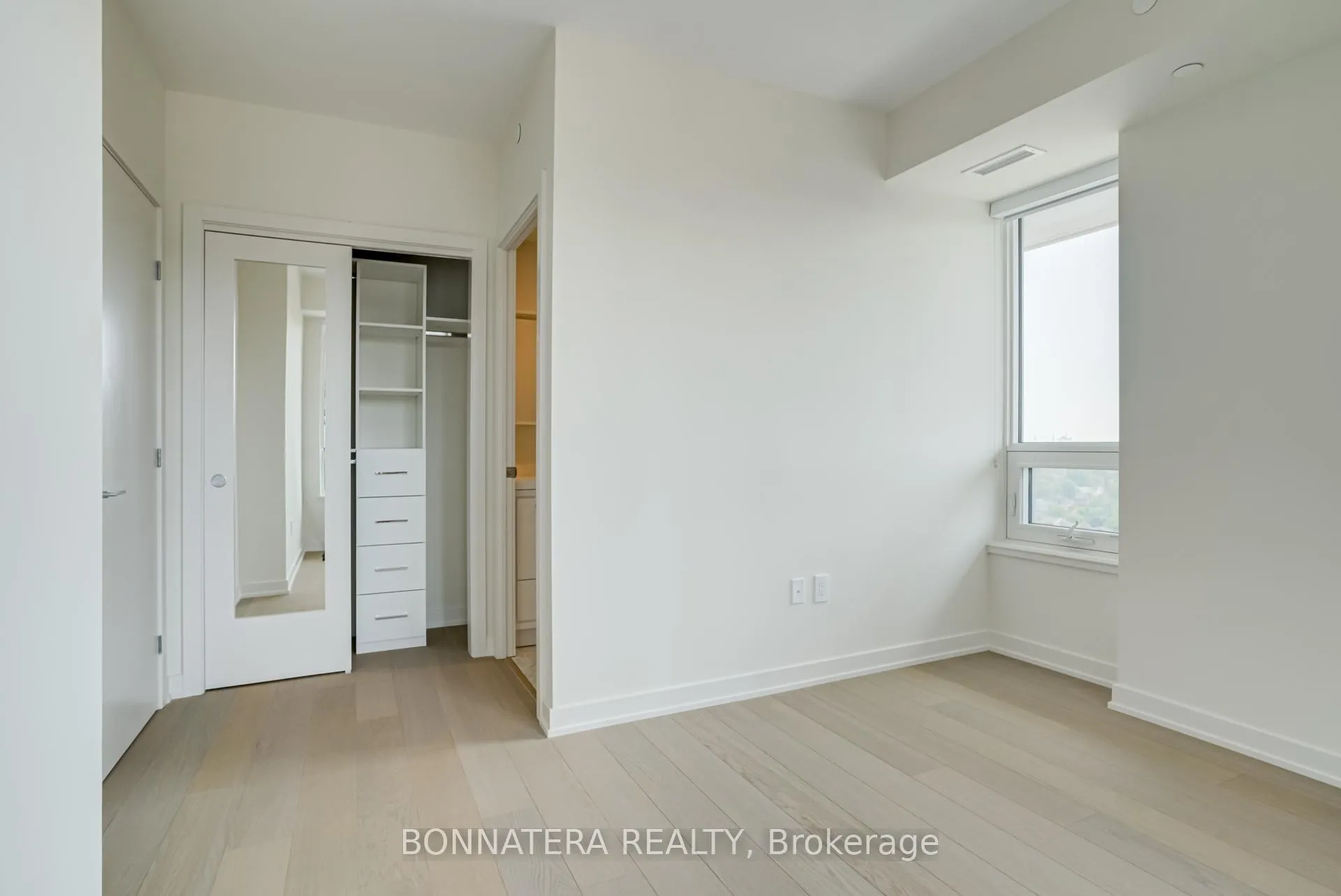 Photo 37 of Unit 1205, 212 King William Street, Hamilton, Beasley — HOMEH