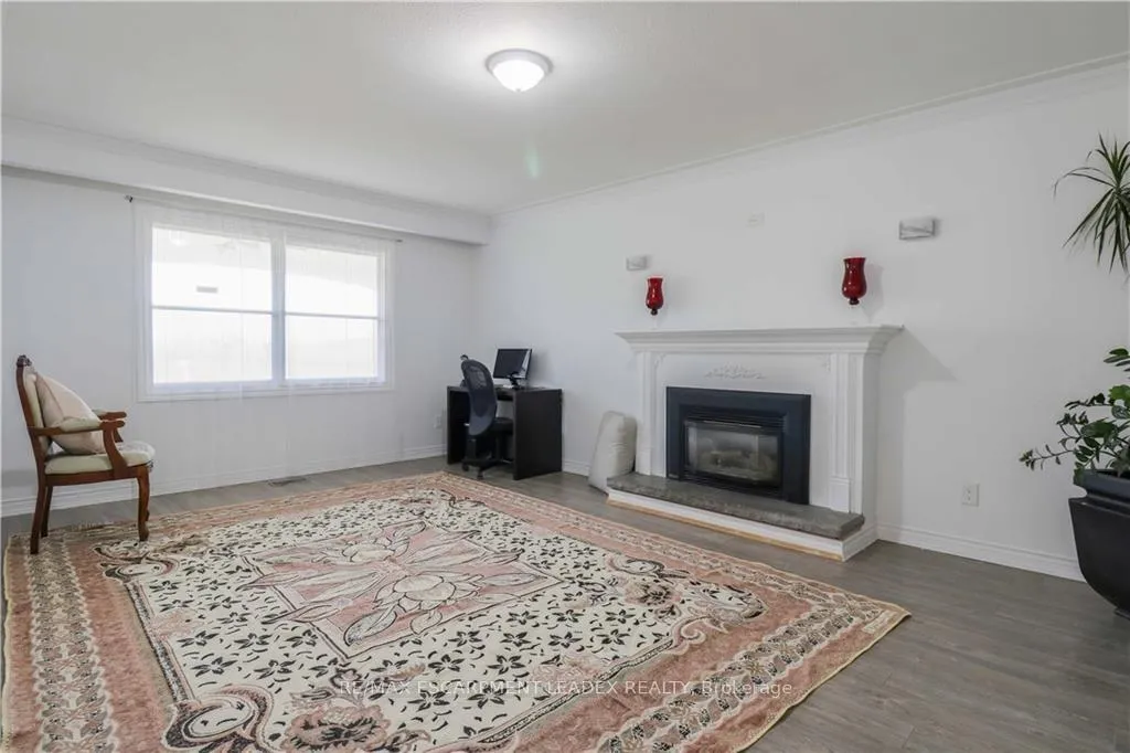 Photo 20 of 298 Second Road E, Hamilton, Stoney Creek — HOMEH