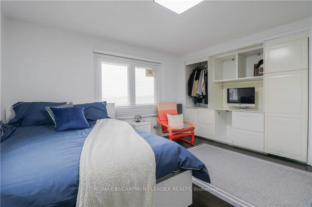 Photo 32 of 298 Second Road E, Hamilton, Stoney Creek — HOMEH
