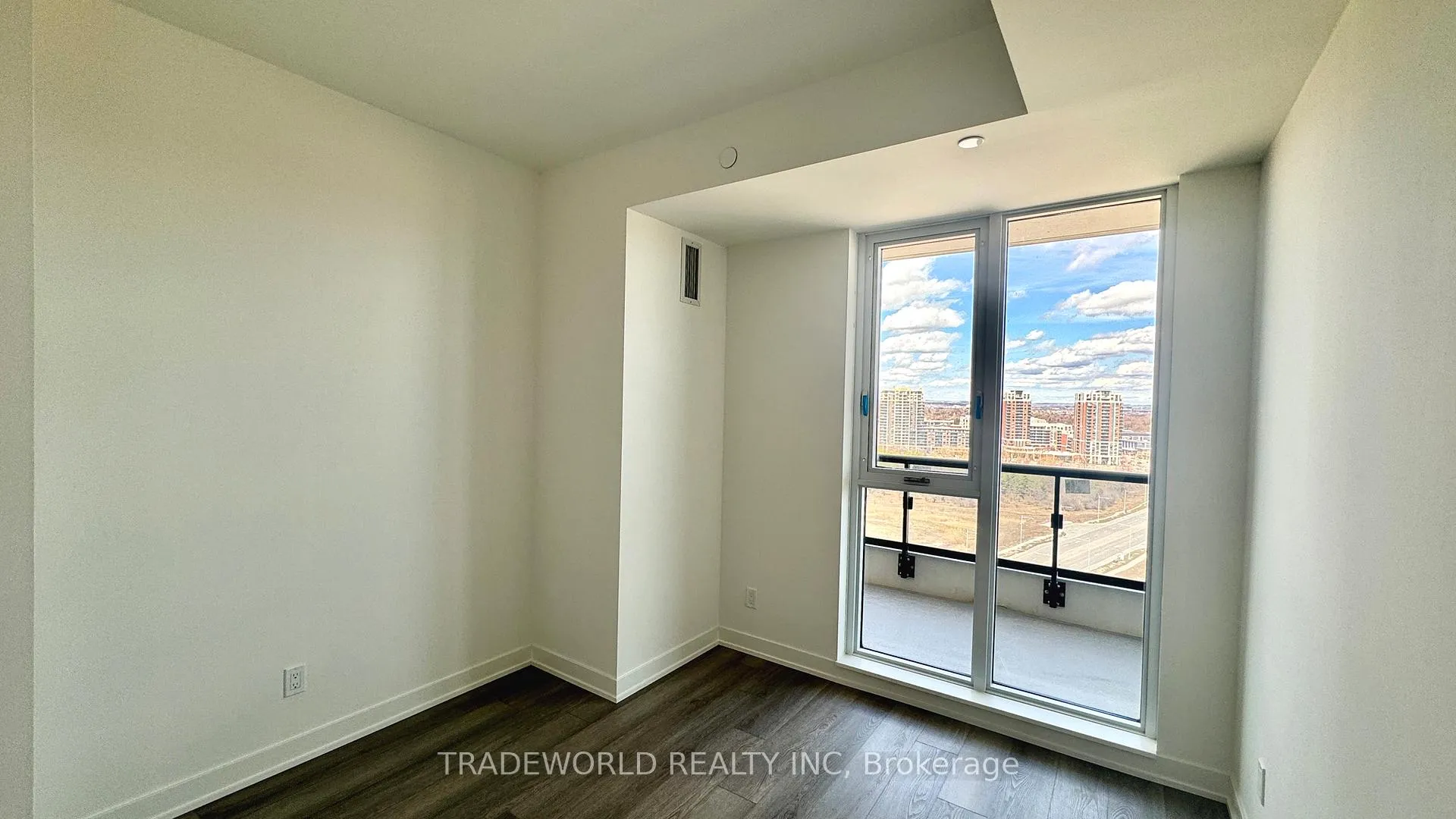 Photo 6 of Unit 1505, 292 Verdale Crossing, Markham, Unionville — HOMEH