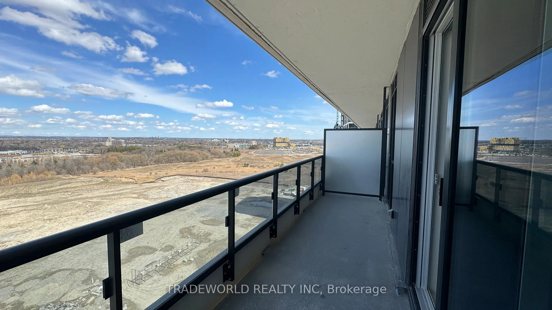 Photo 12 of Unit 1505, 292 Verdale Crossing, Markham, Unionville — HOMEH
