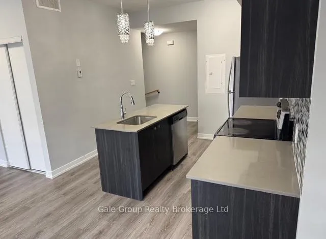 Photo 3 of Unit 71, 10 palace Street, Kitchener — HOMEH