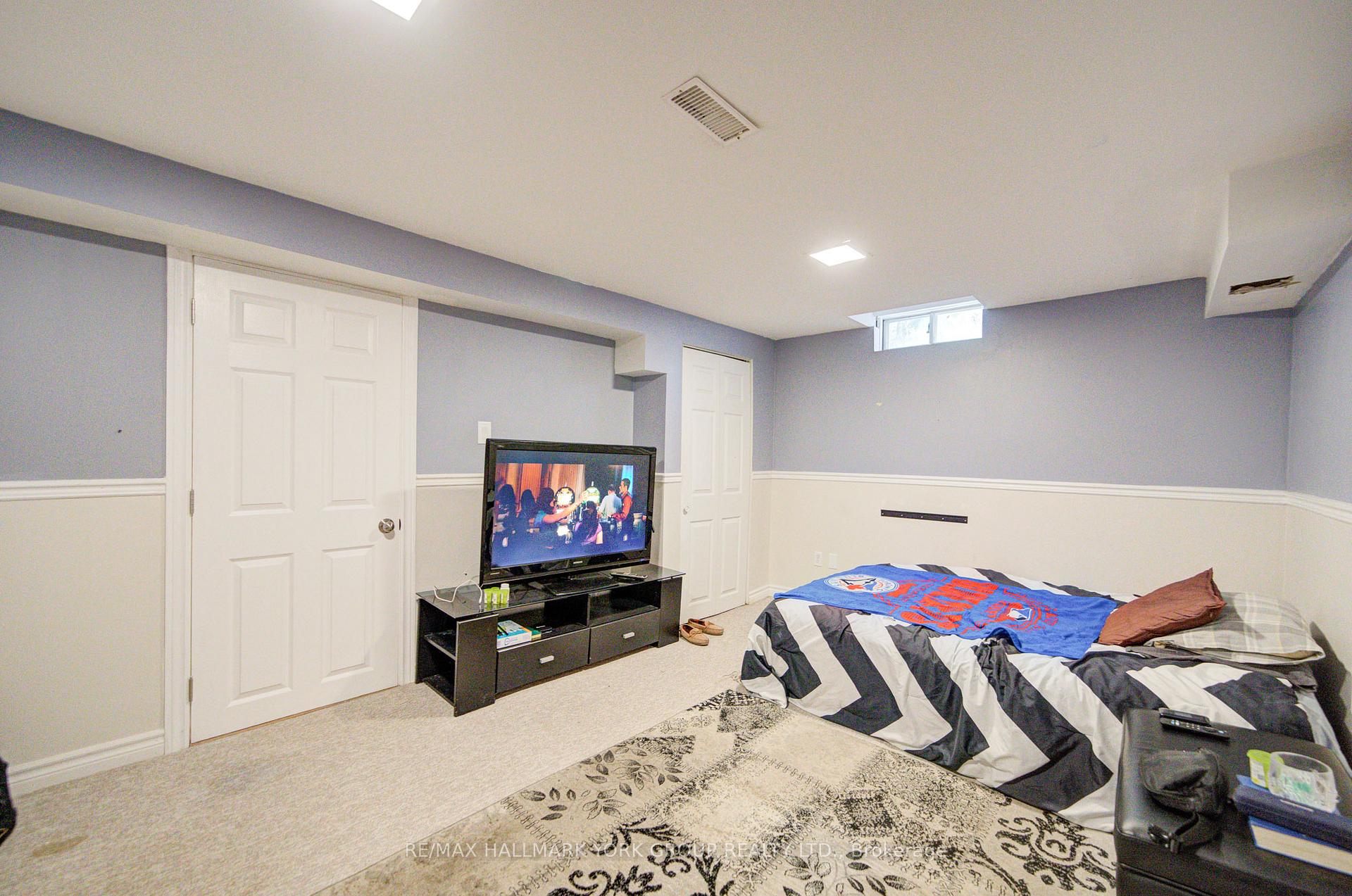 Photo 17 of 1 Parklawn Drive, Clarington, Courtice — HOMEH