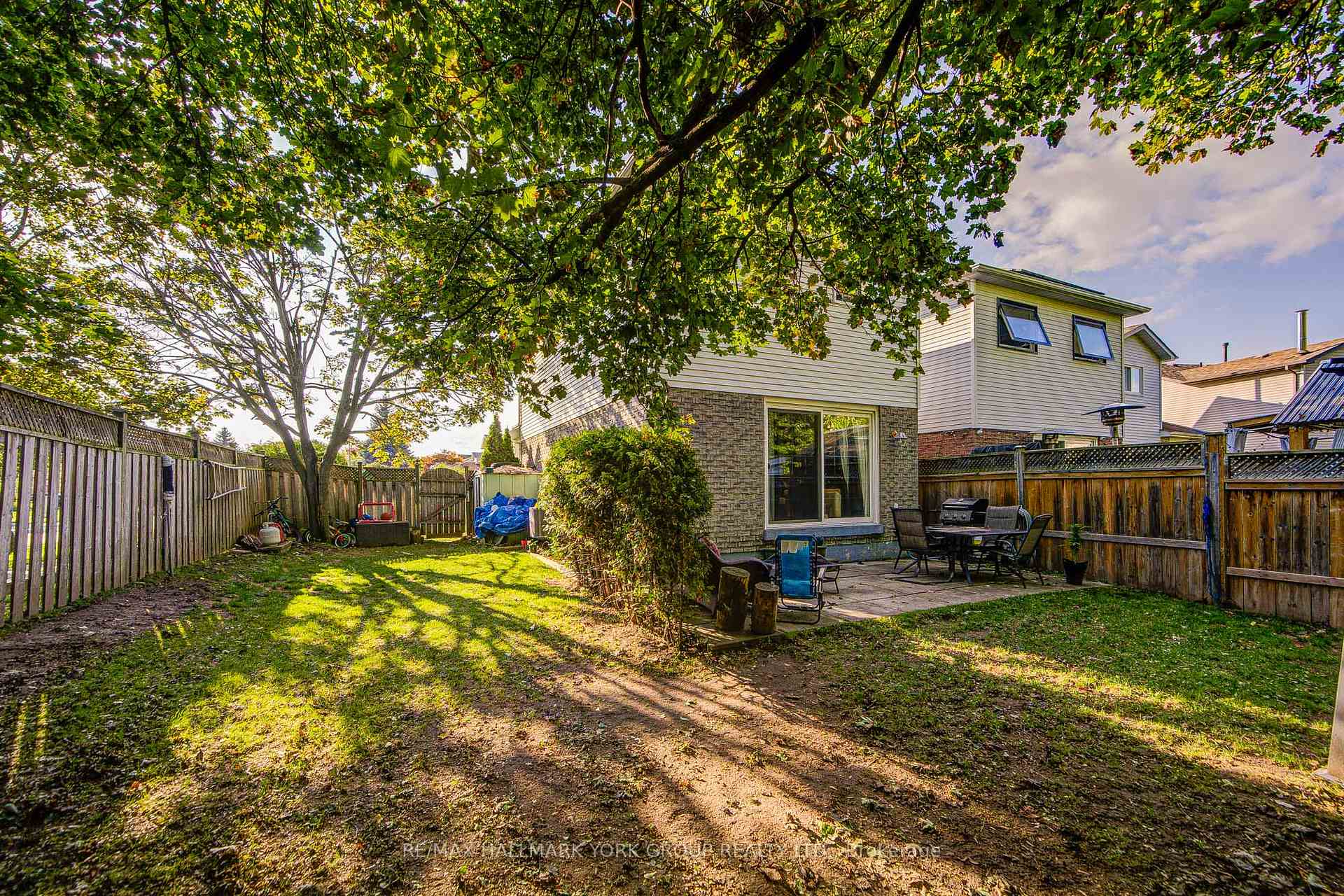 Photo 22 of 1 Parklawn Drive, Clarington, Courtice — HOMEH