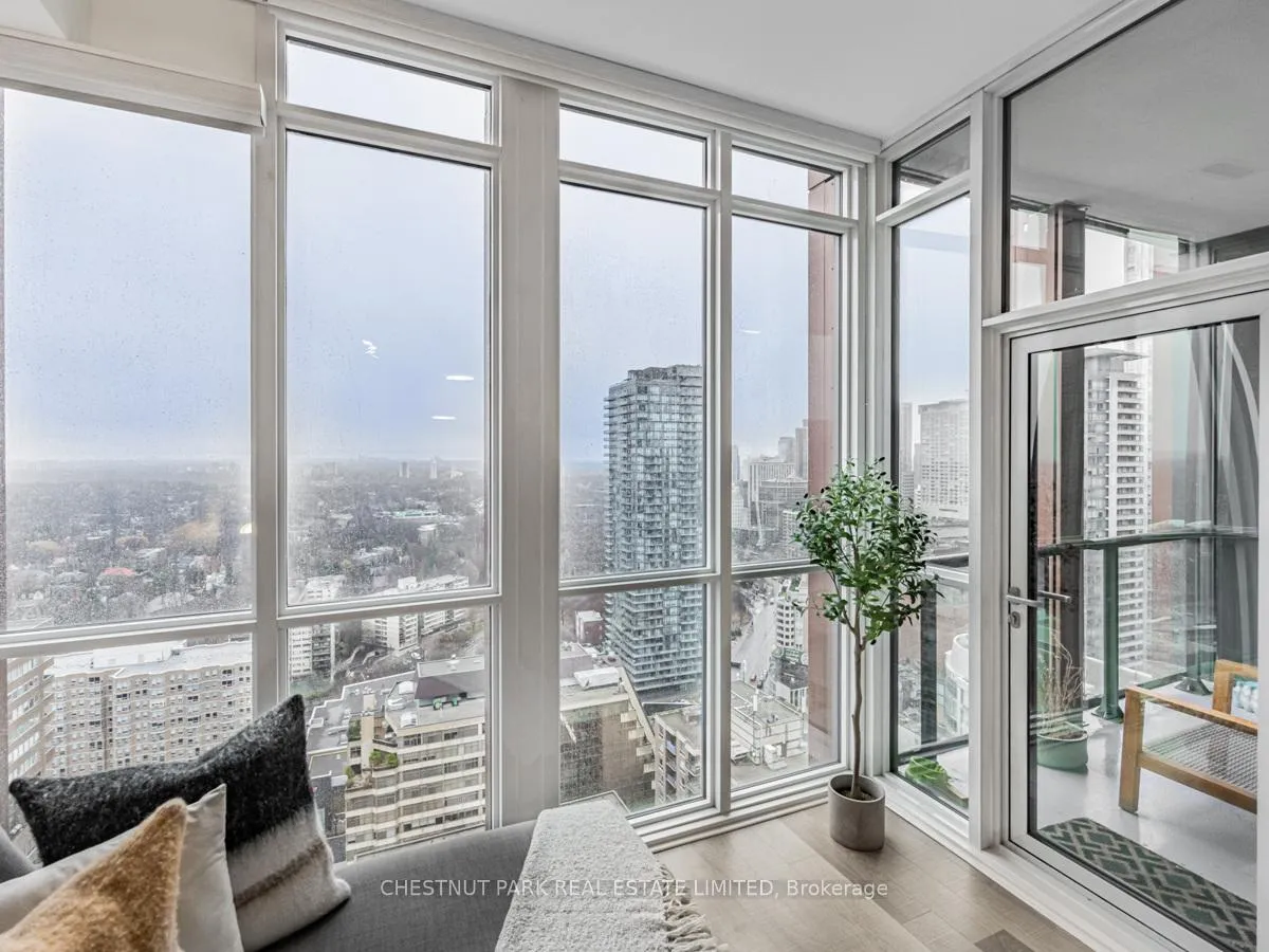 Photo 15 of Unit 2804, 32 Davenport Road, Toronto, The Annex — HOMEH