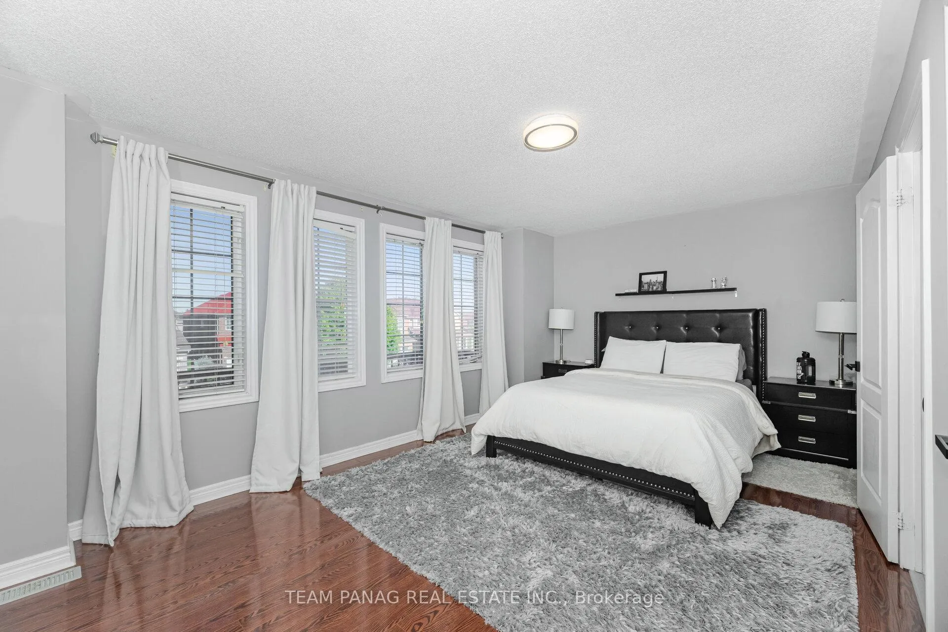 Photo 21 of 54 Whitewash Way, Brampton, Fletcher's Creek Village — HOMEH