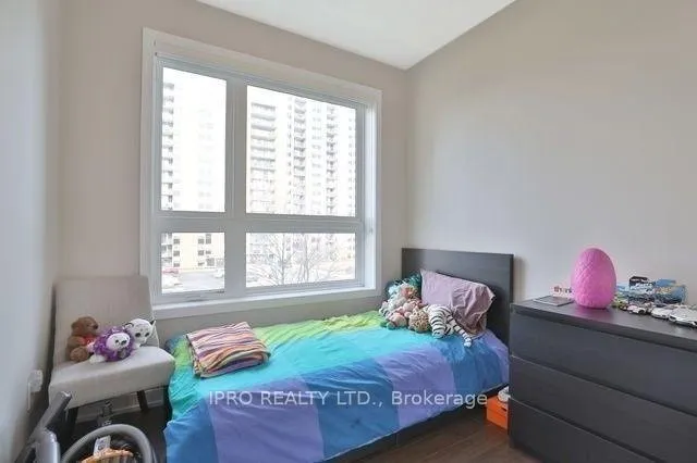 Photo 9 of Unit 325, 35 Southshore Crescent, Hamilton, Stoney Creek — HOMEH