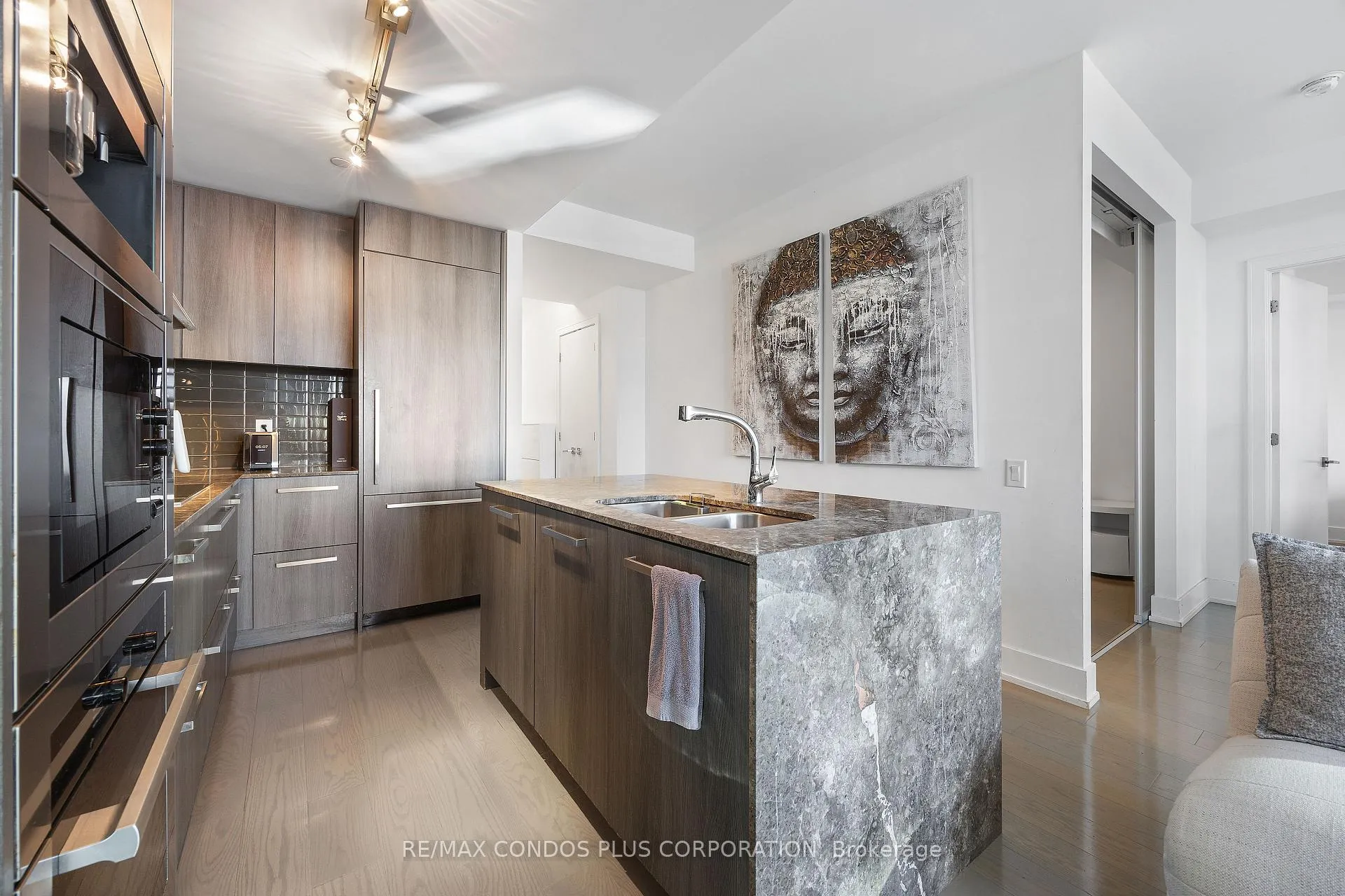 Photo 9 of Unit 607, 170 Avenue Road, Toronto, The Annex — HOMEH
