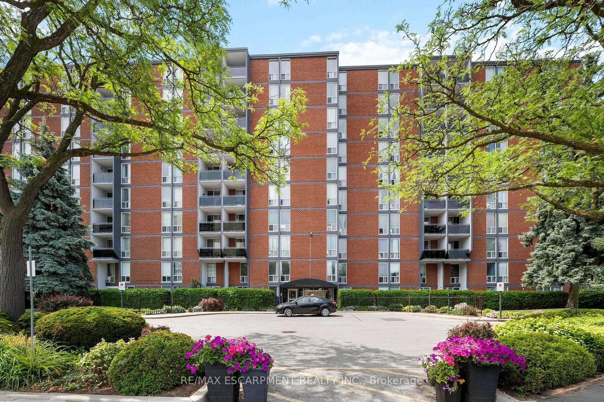 Photo 1 of Unit 311, 75 Glenburn Court, Hamilton, Riverdale — HOMEH