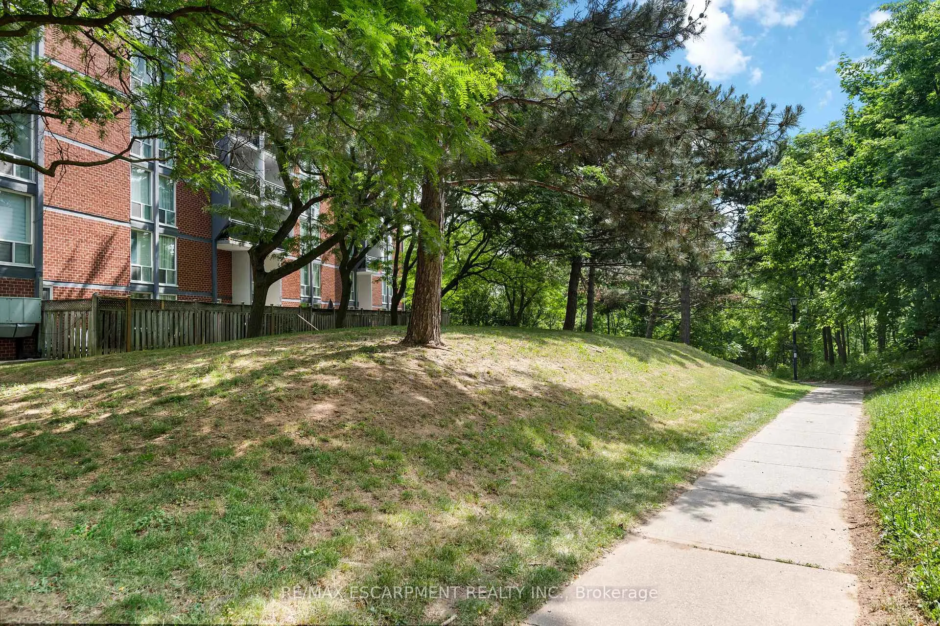 Photo 30 of Unit 311, 75 Glenburn Court, Hamilton, Riverdale — HOMEH