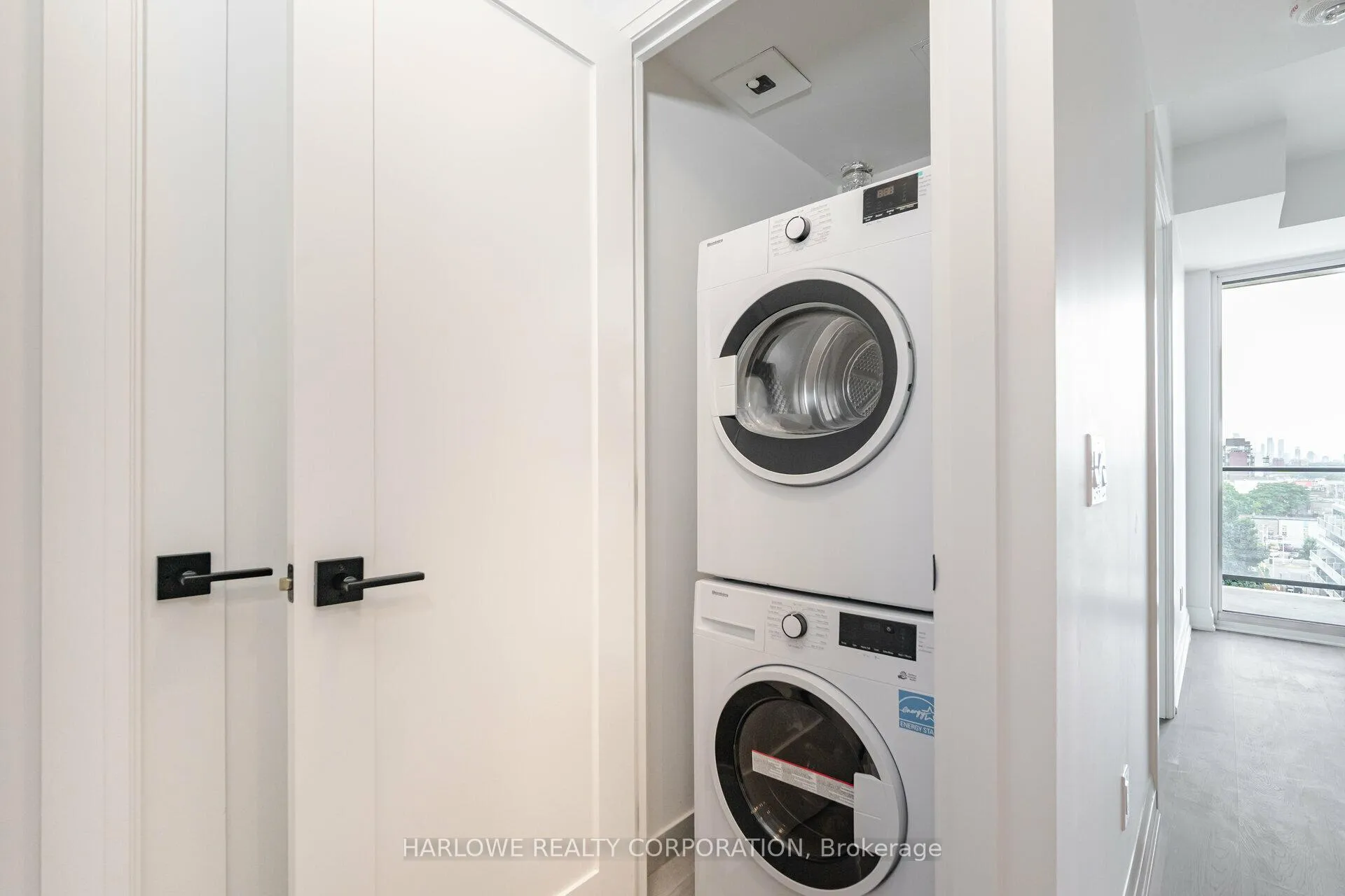 Photo 27 of Unit 811, 2369 Danforth Avenue, Toronto, East End-Danforth — HOMEH