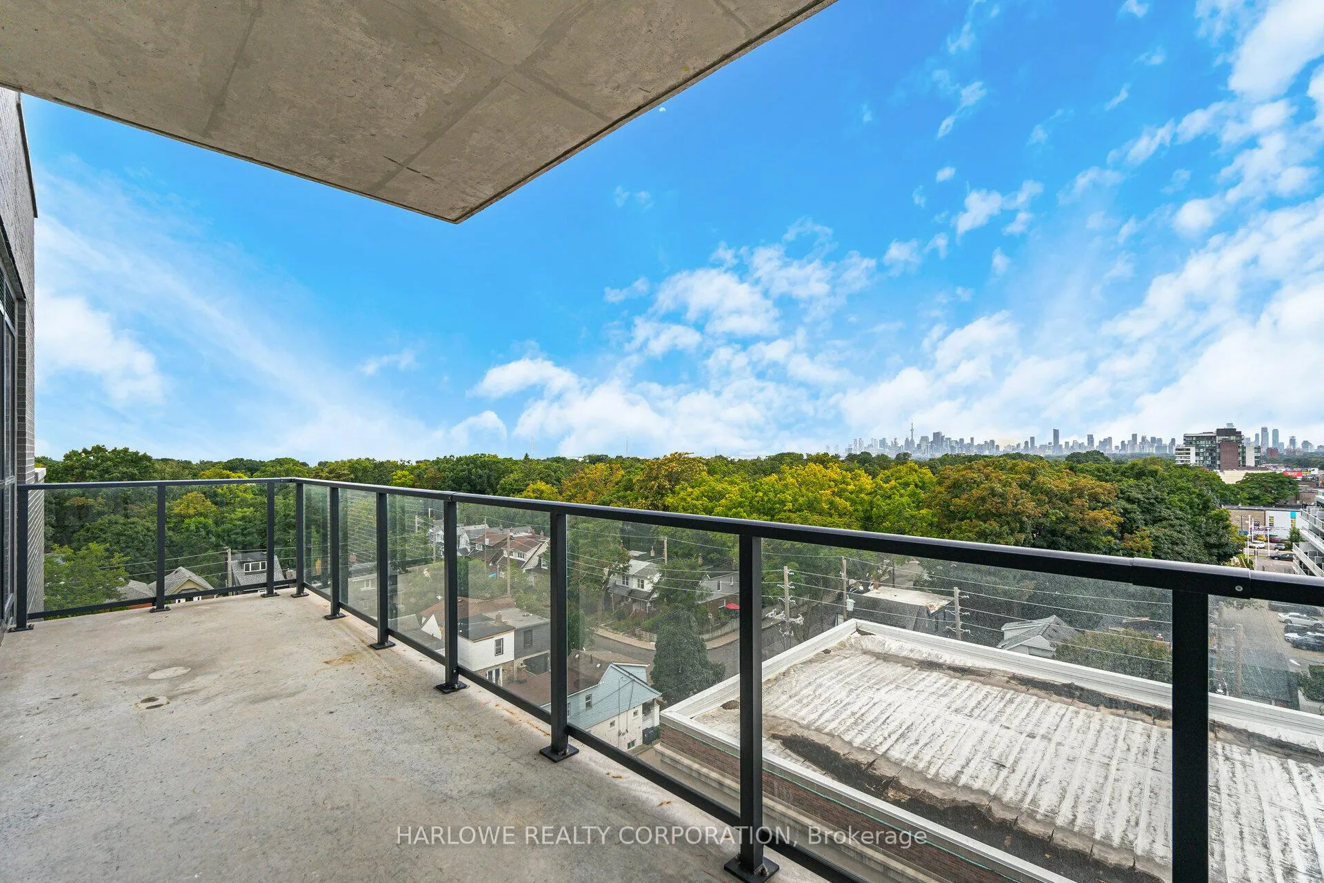 Photo 28 of Unit 811, 2369 Danforth Avenue, Toronto, East End-Danforth — HOMEH