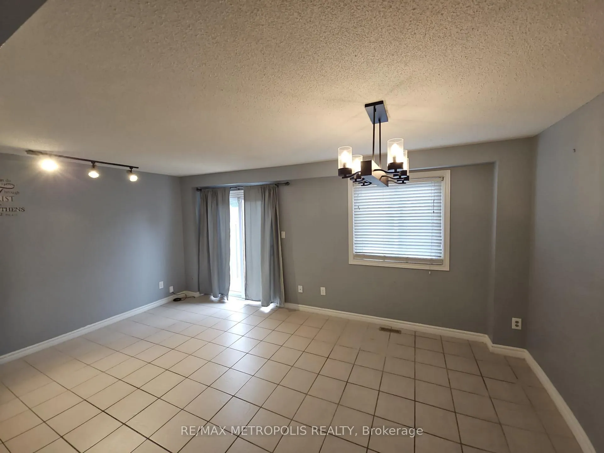 Photo 8 of Unit 45, 386 Highland Road W, Hamilton, Stoney Creek Mountain — HOMEH