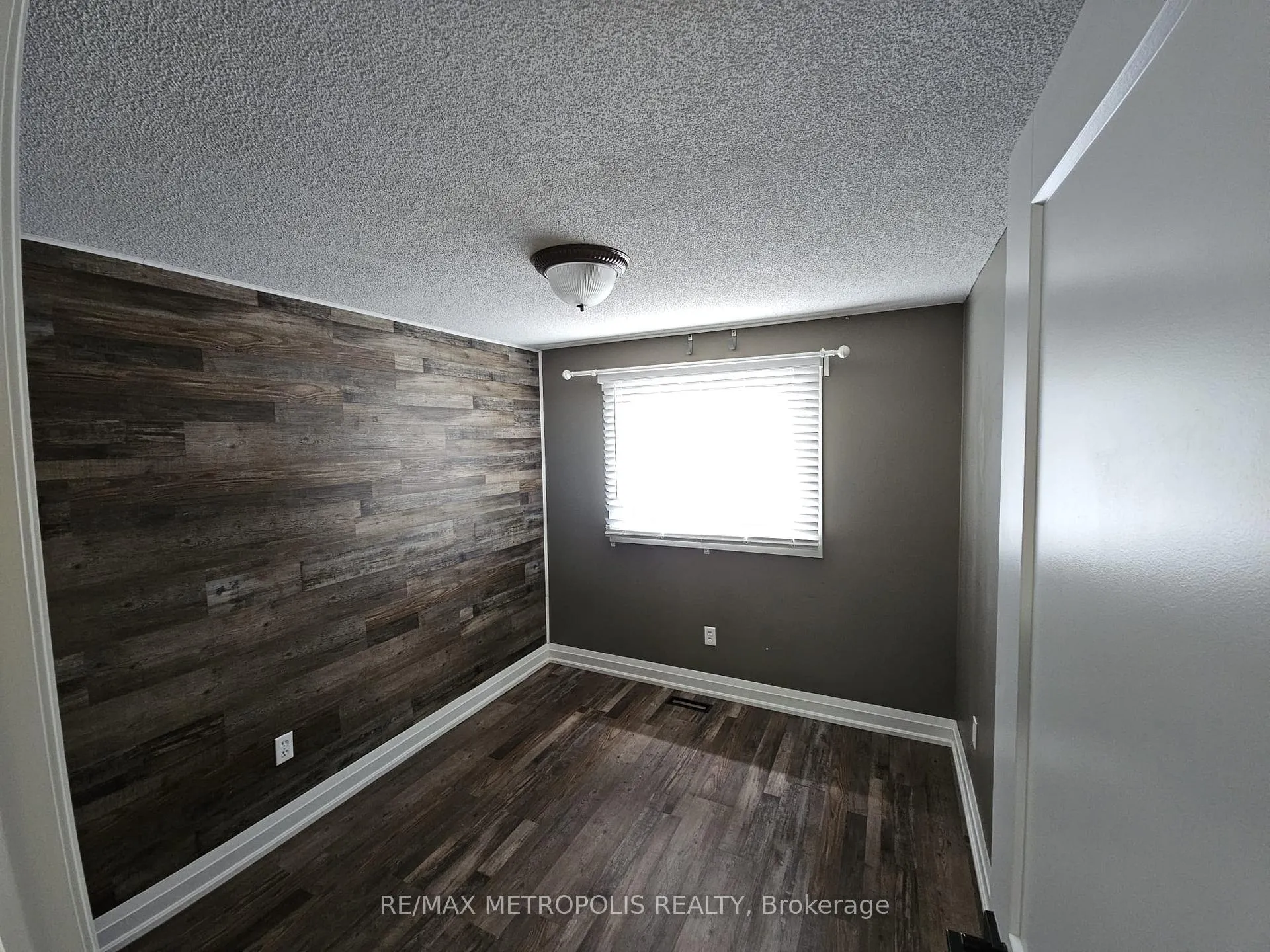 Photo 12 of Unit 45, 386 Highland Road W, Hamilton, Stoney Creek Mountain — HOMEH