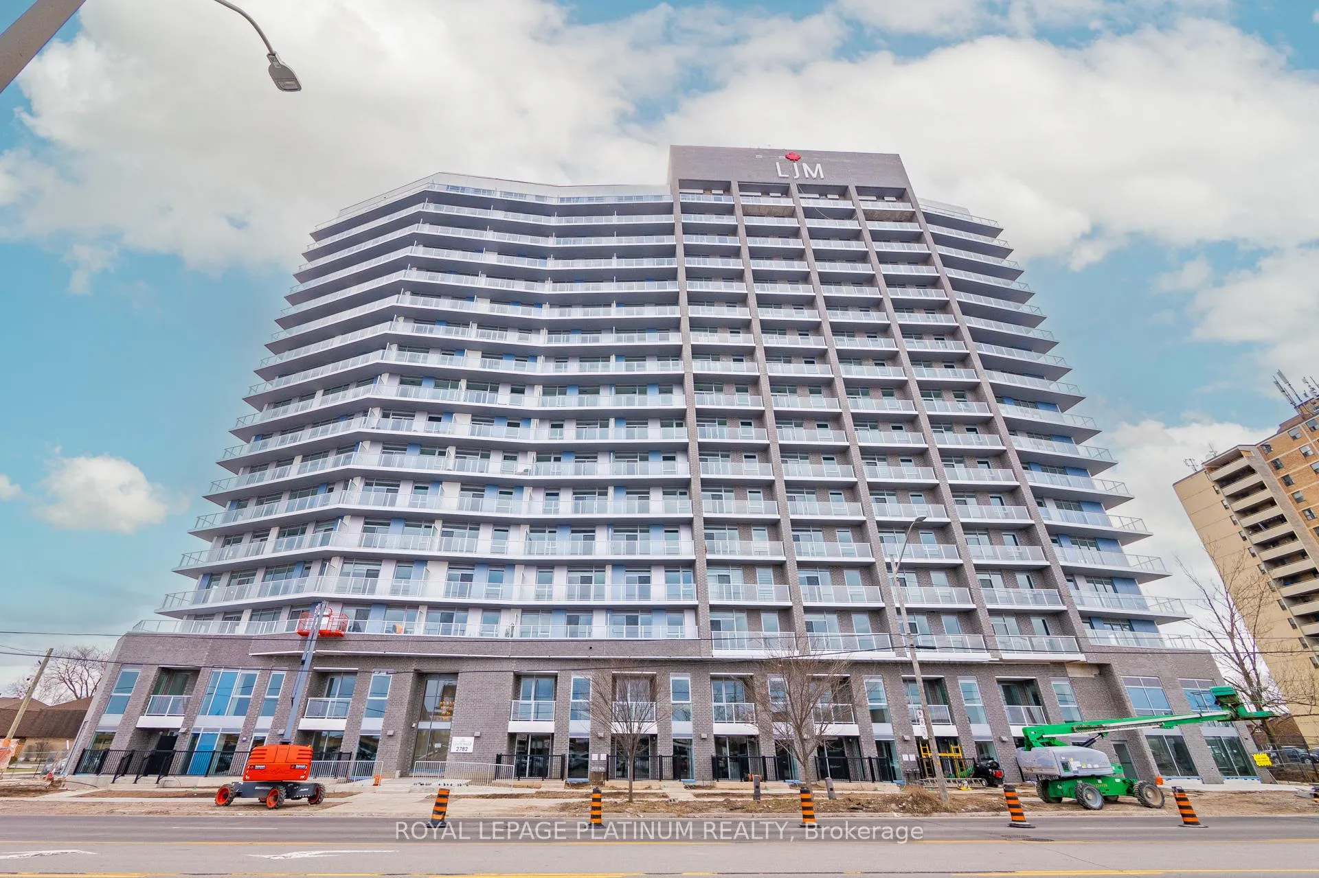 Photo 1 of Unit 1319, 2782 Barton Street E, Hamilton, Riverdale — HOMEH