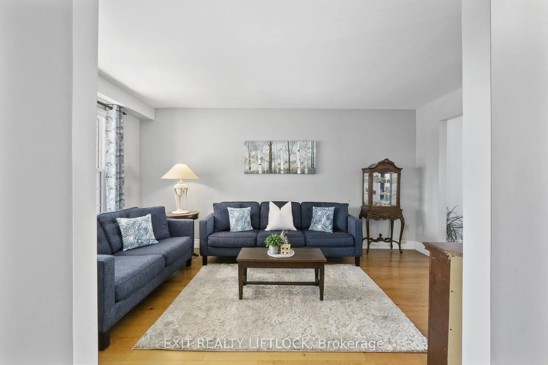 Photo 7 of 1243 Huntington Circle, Peterborough, Otonabee Ward 1 — HOMEH