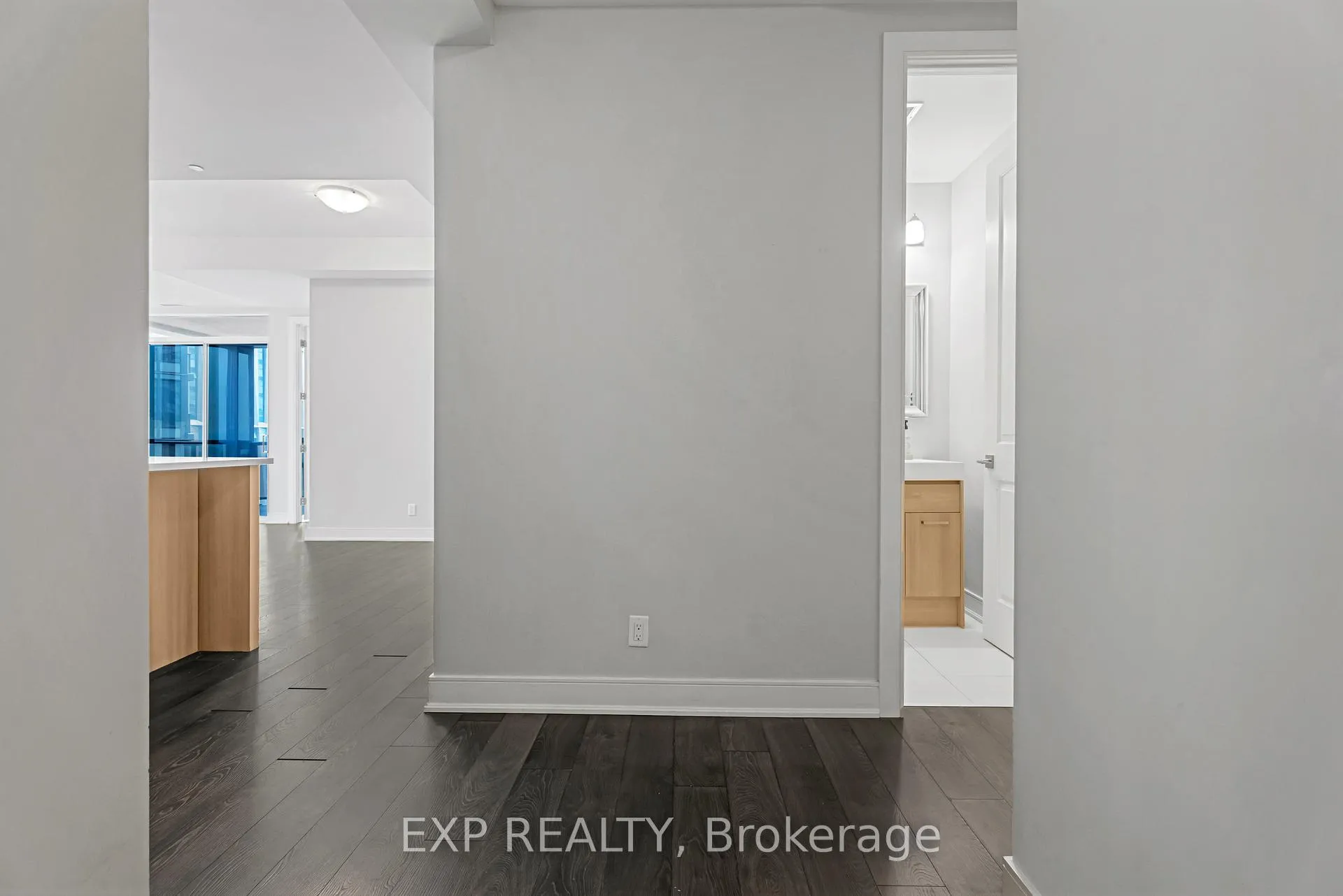 Photo 6 of Unit 1109, 150 Main Street W, Hamilton, Central — HOMEH