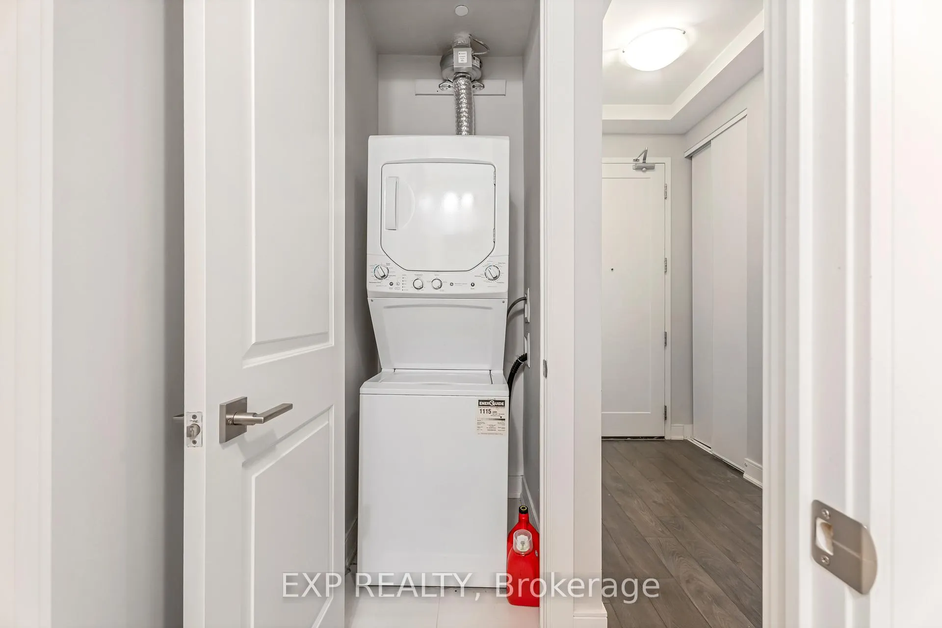 Photo 8 of Unit 1109, 150 Main Street W, Hamilton, Central — HOMEH